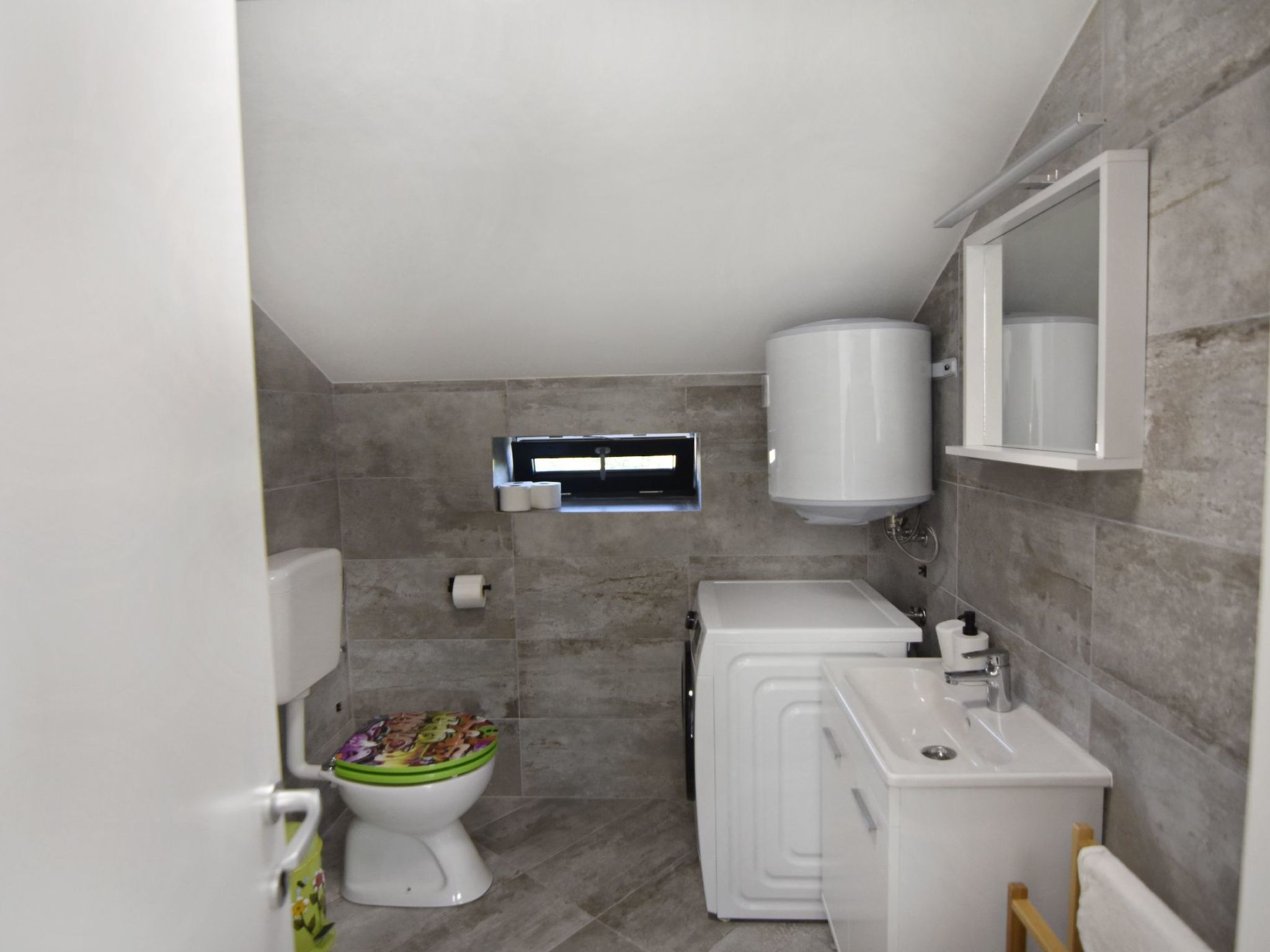 Studio Apartment Fenix 4 - Image-tags.info