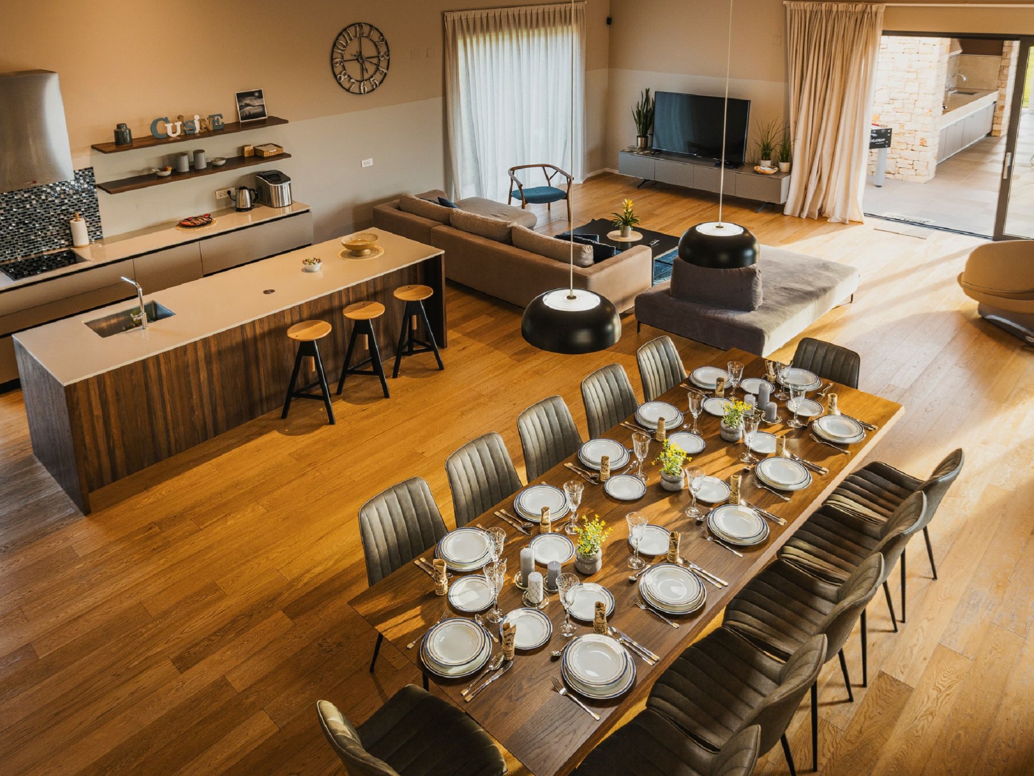 Kitchen / Dining Room