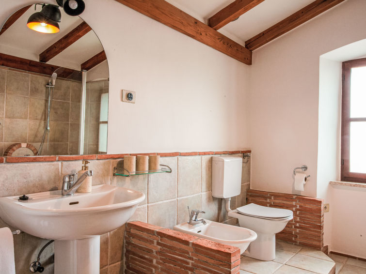 Bathroom / Wellness