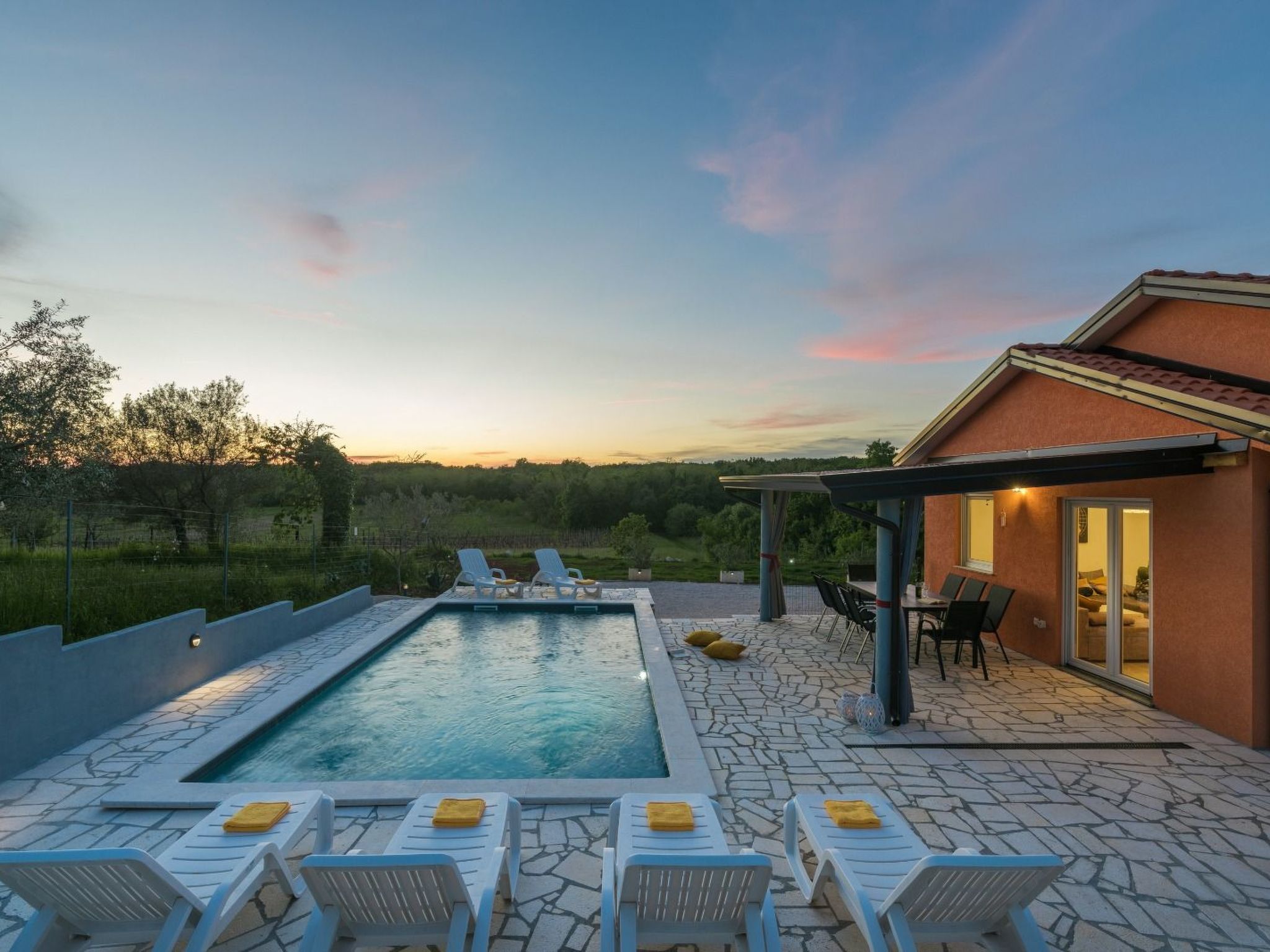 Villa Pendolina mit privatem Pool und Jacuzzi-Dedans