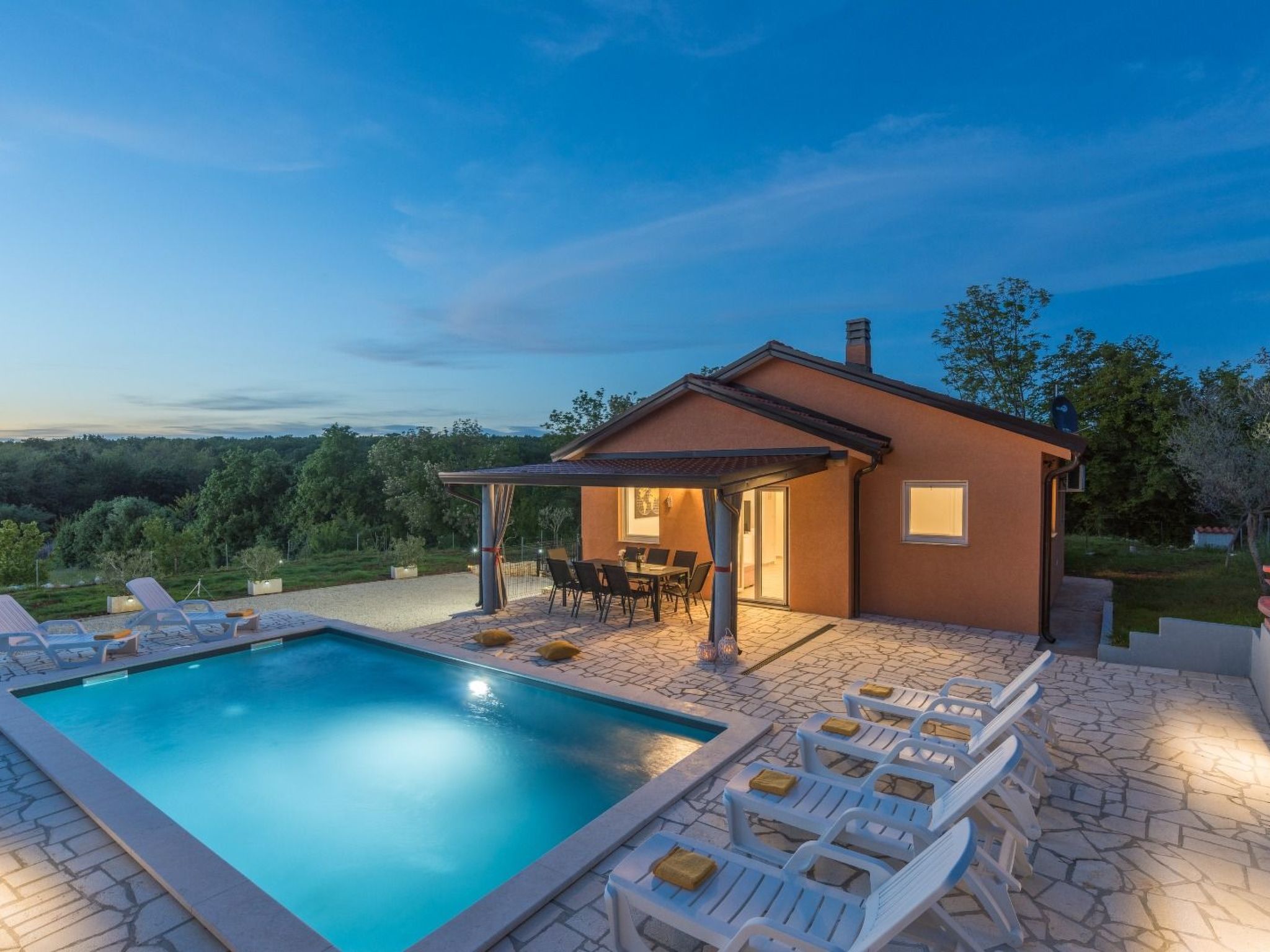 Villa Pendolina mit privatem Pool und Jacuzzi-Dedans