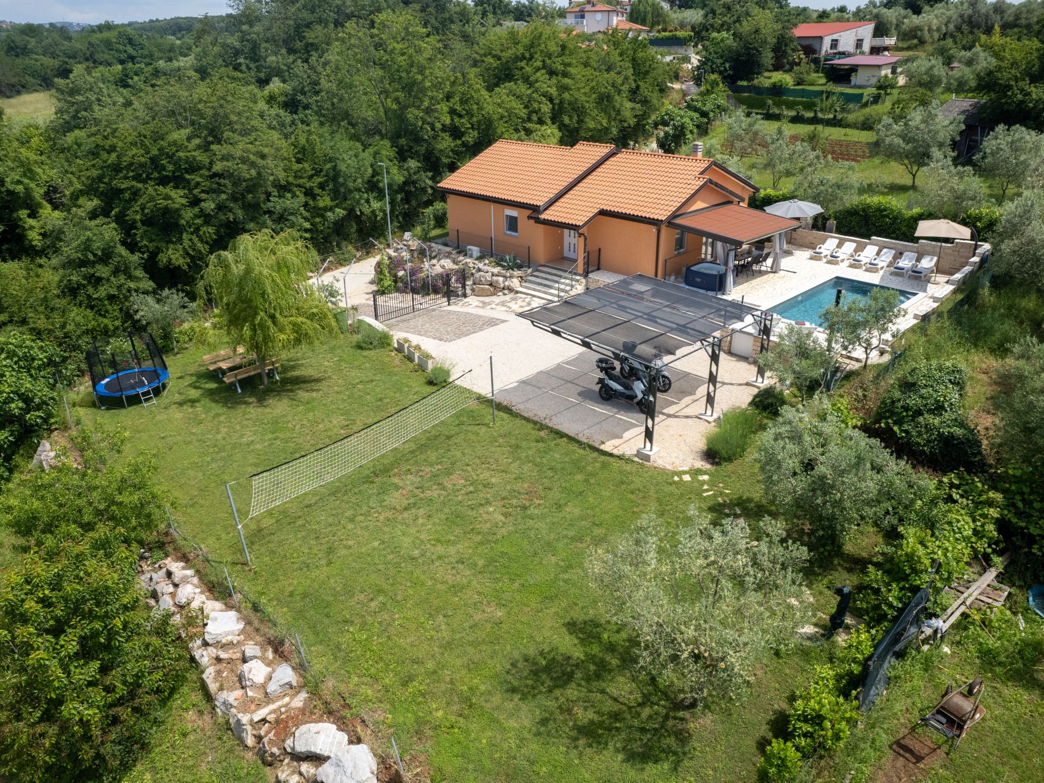 Villa Pendolina mit privatem Pool und Jacuzzi-Dedans