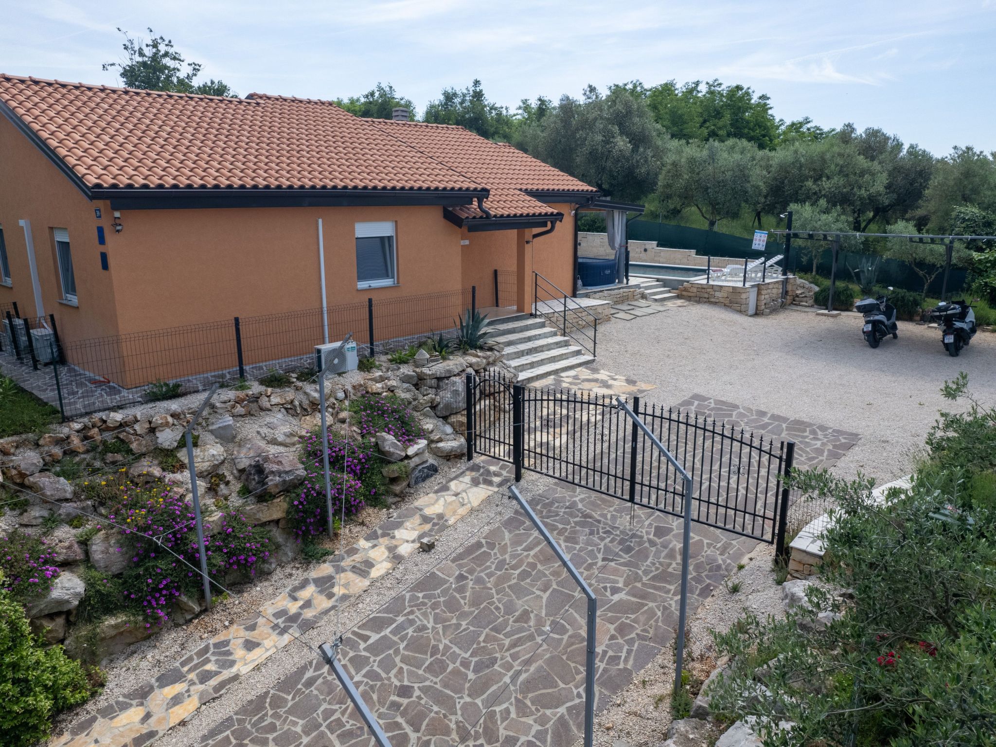 Villa Pendolina mit privatem Pool und Jacuzzi-Dedans
