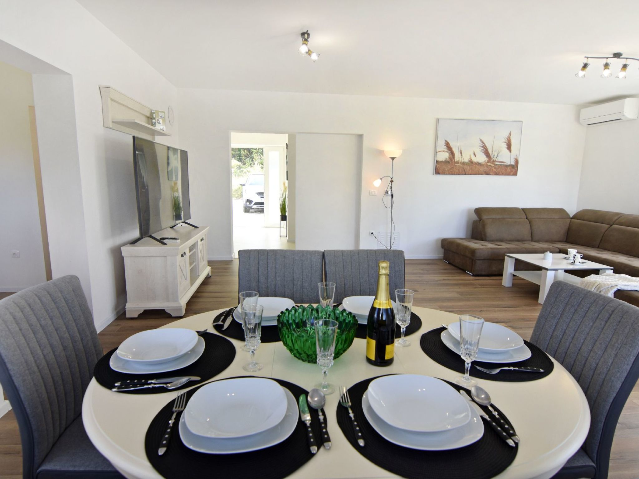 Buroli kuća-Image-tags.info