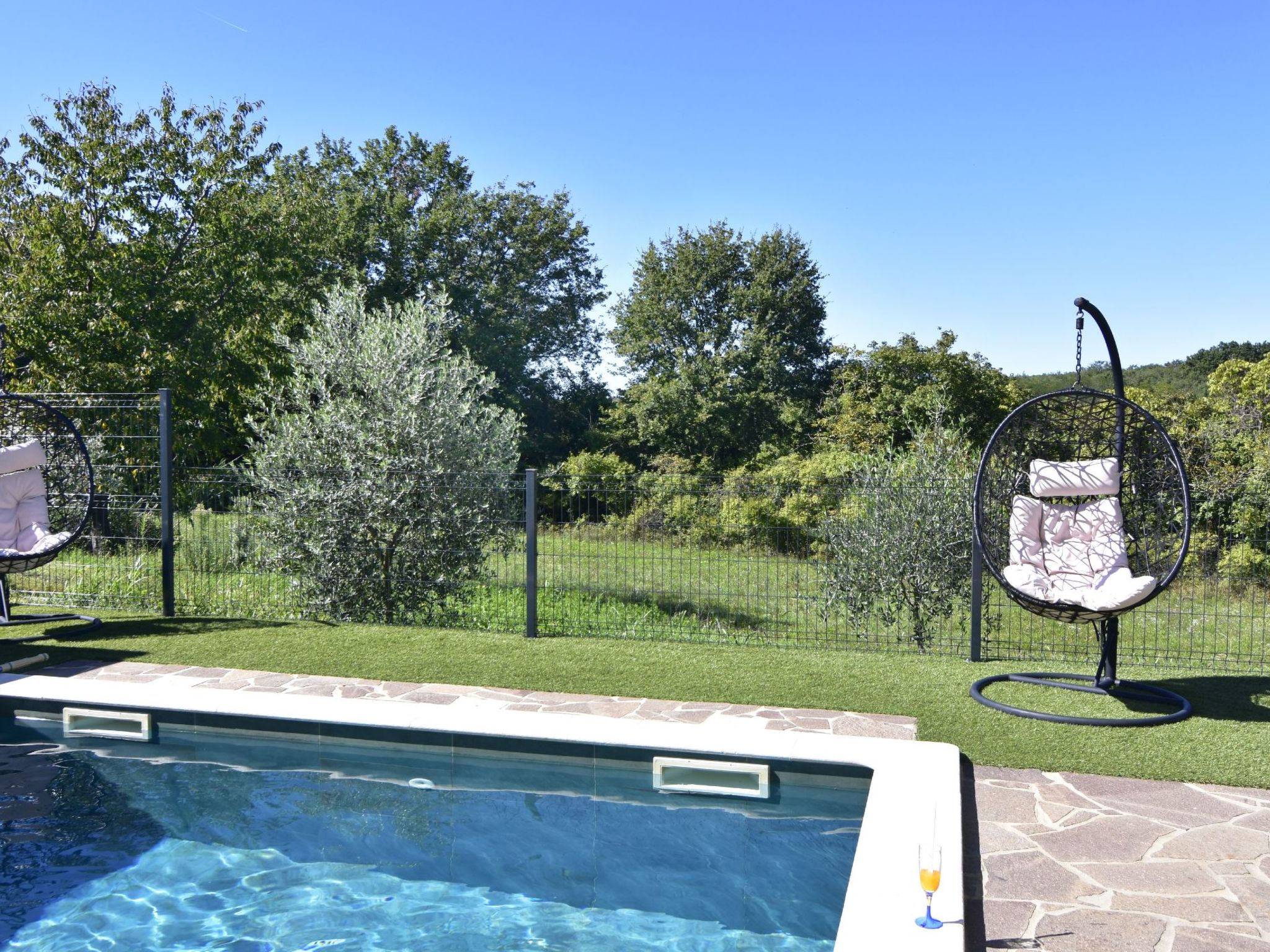 Buroli kuća-Image-tags.info