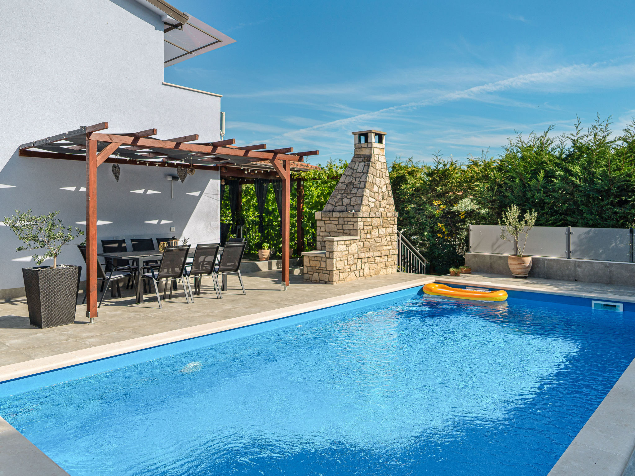 Holiday House Gabi-Draußen