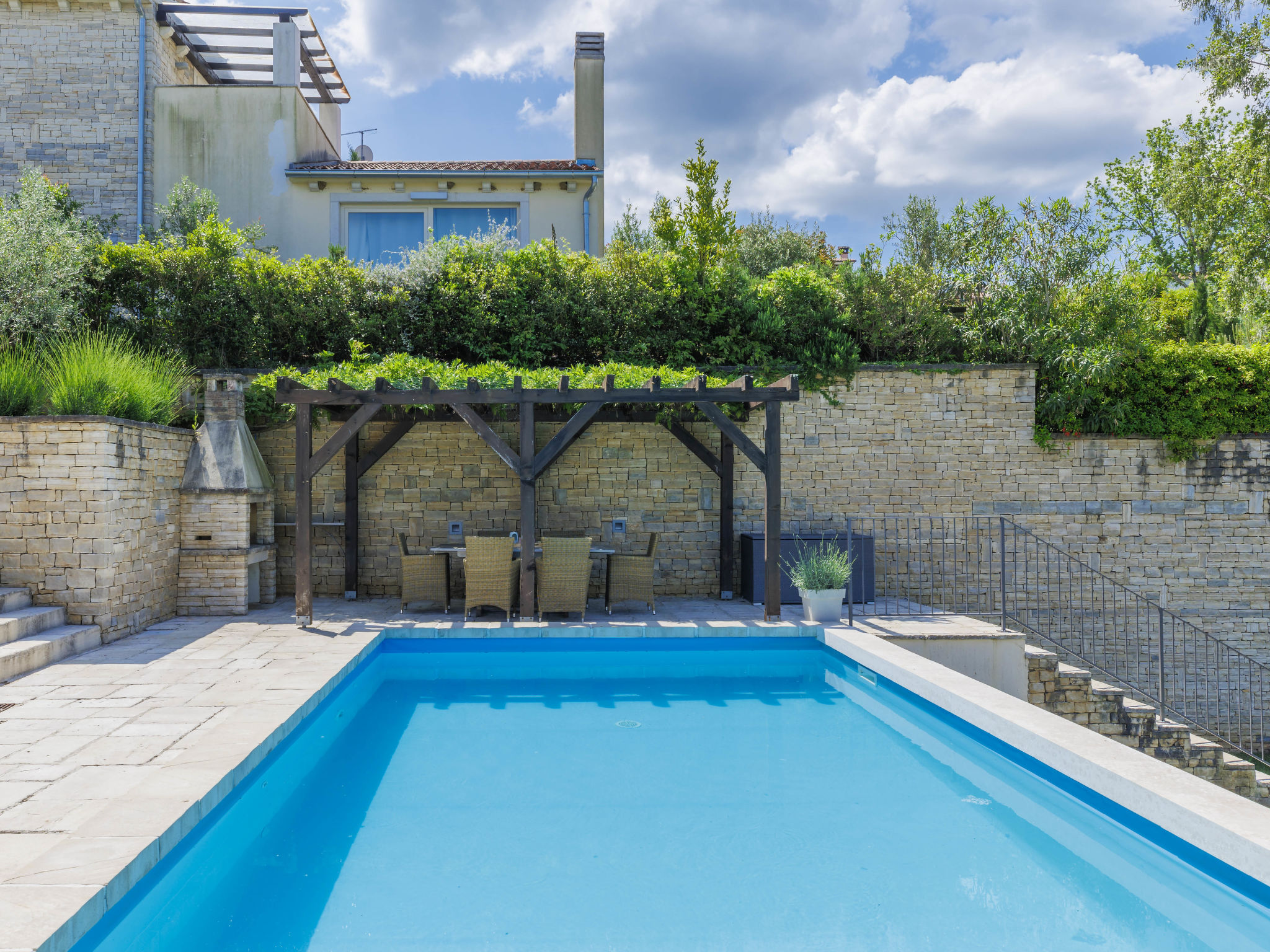 Villa Anita — Pool Outdoor (4 of 44)