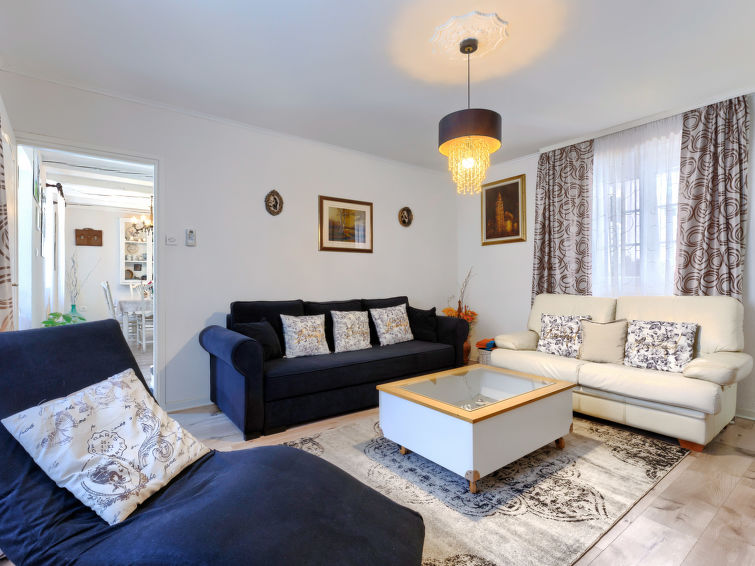 Search and Stay destination Umag, Istarska županija - Croatia from AU$ 166. Centar