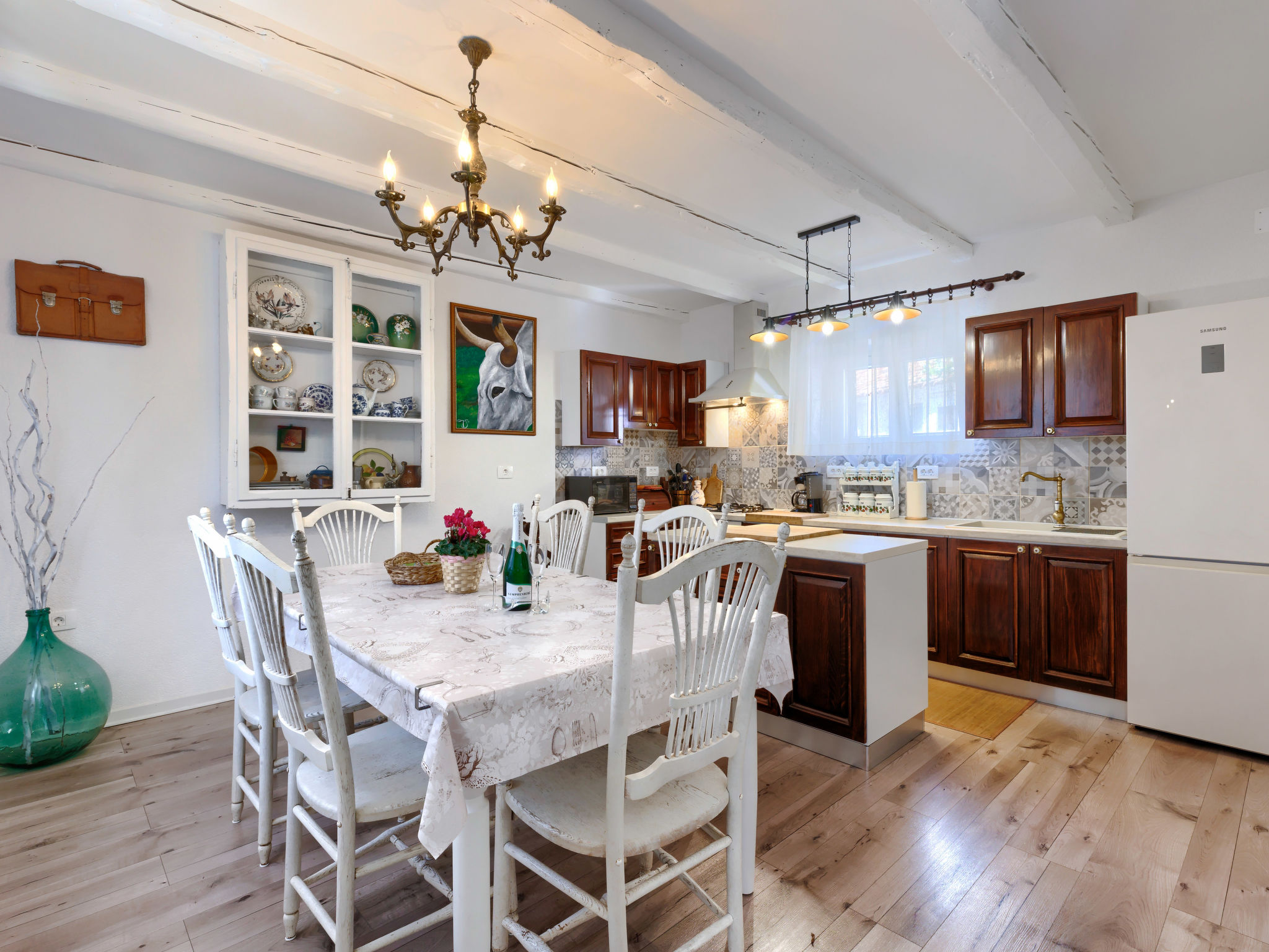 Kitchen / Dining Room