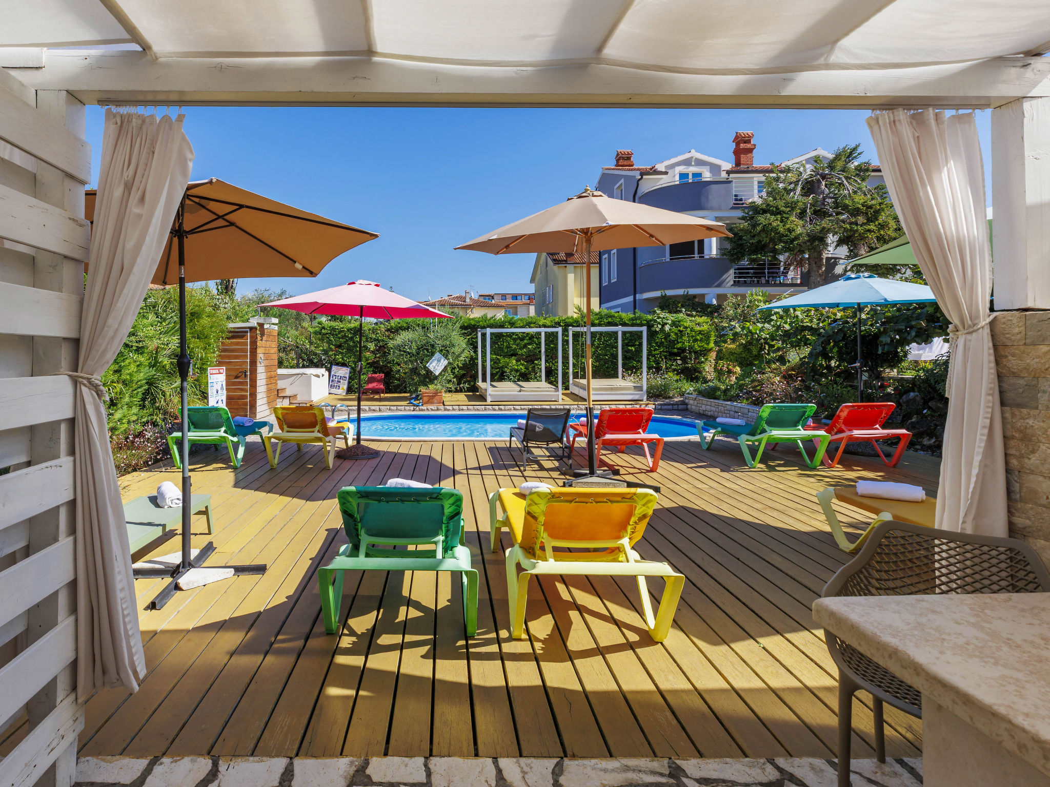 Appartement Nika – Piscine extérieure, photo 6 sur 40