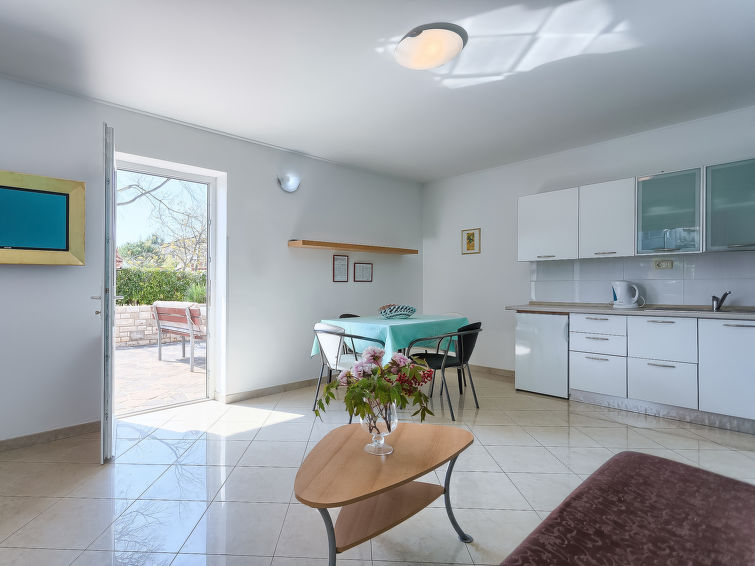 Search and Stay destination Umag, Istarska županija - Croatia from AU$ 132. Nika