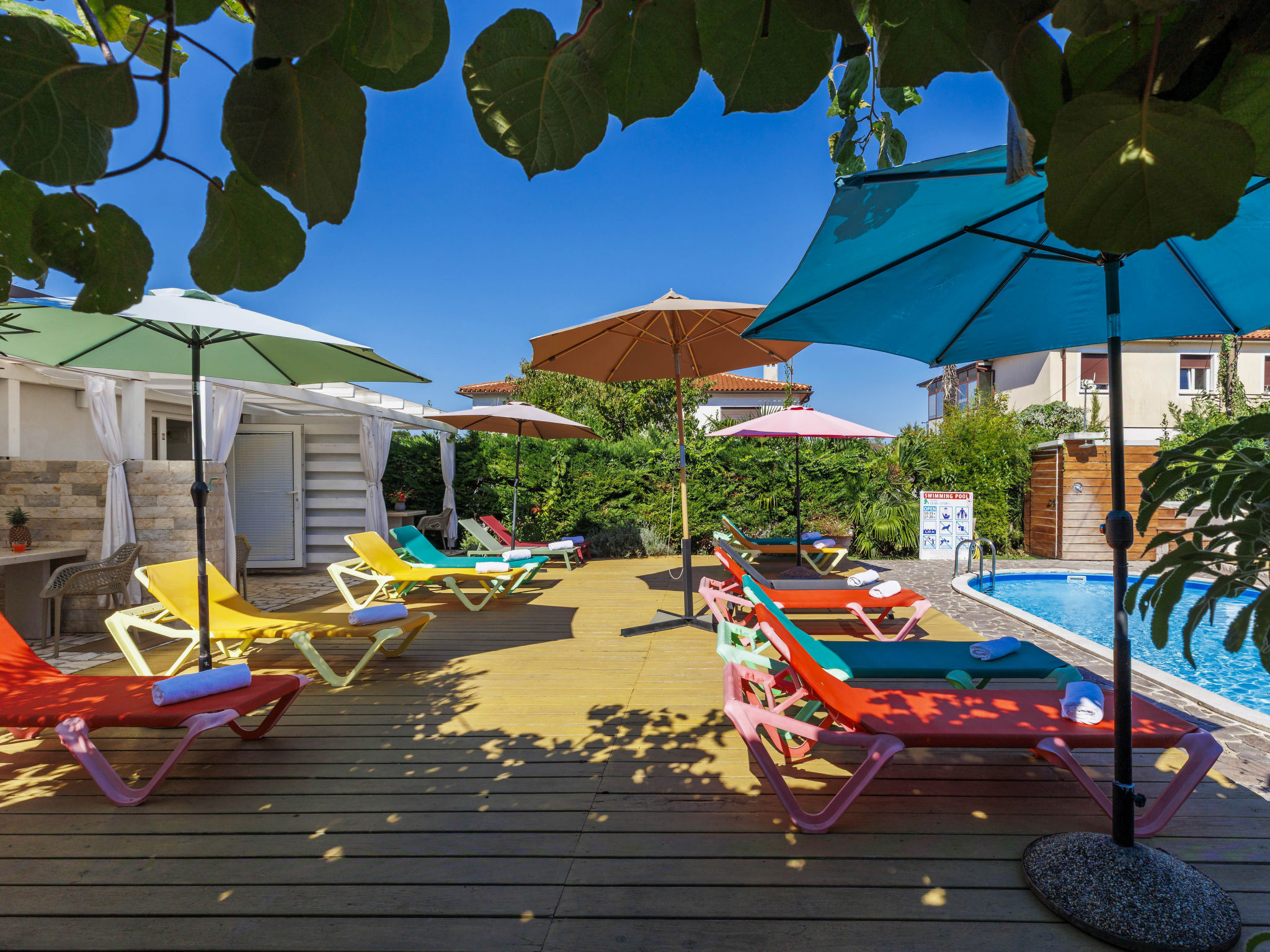 Appartement Nika – Piscine extérieure, photo 43 sur 44
