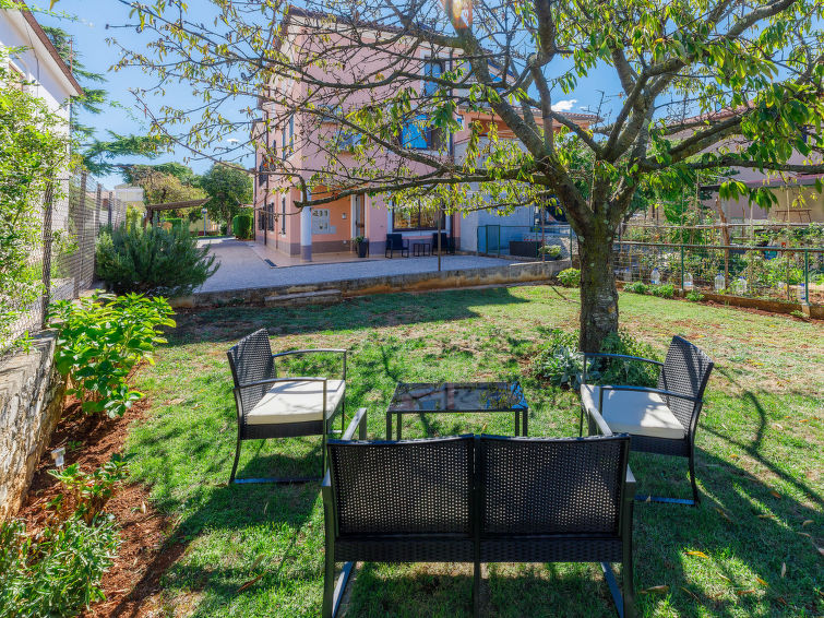 Search and Stay destination Umag, Istarska županija - Croatia from AU$ 102. Bruno