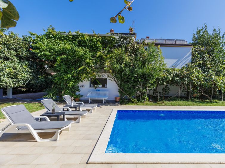 Luxe vakantiehuis Villa Toni in Umag met privézwembad en wellness in Umag
