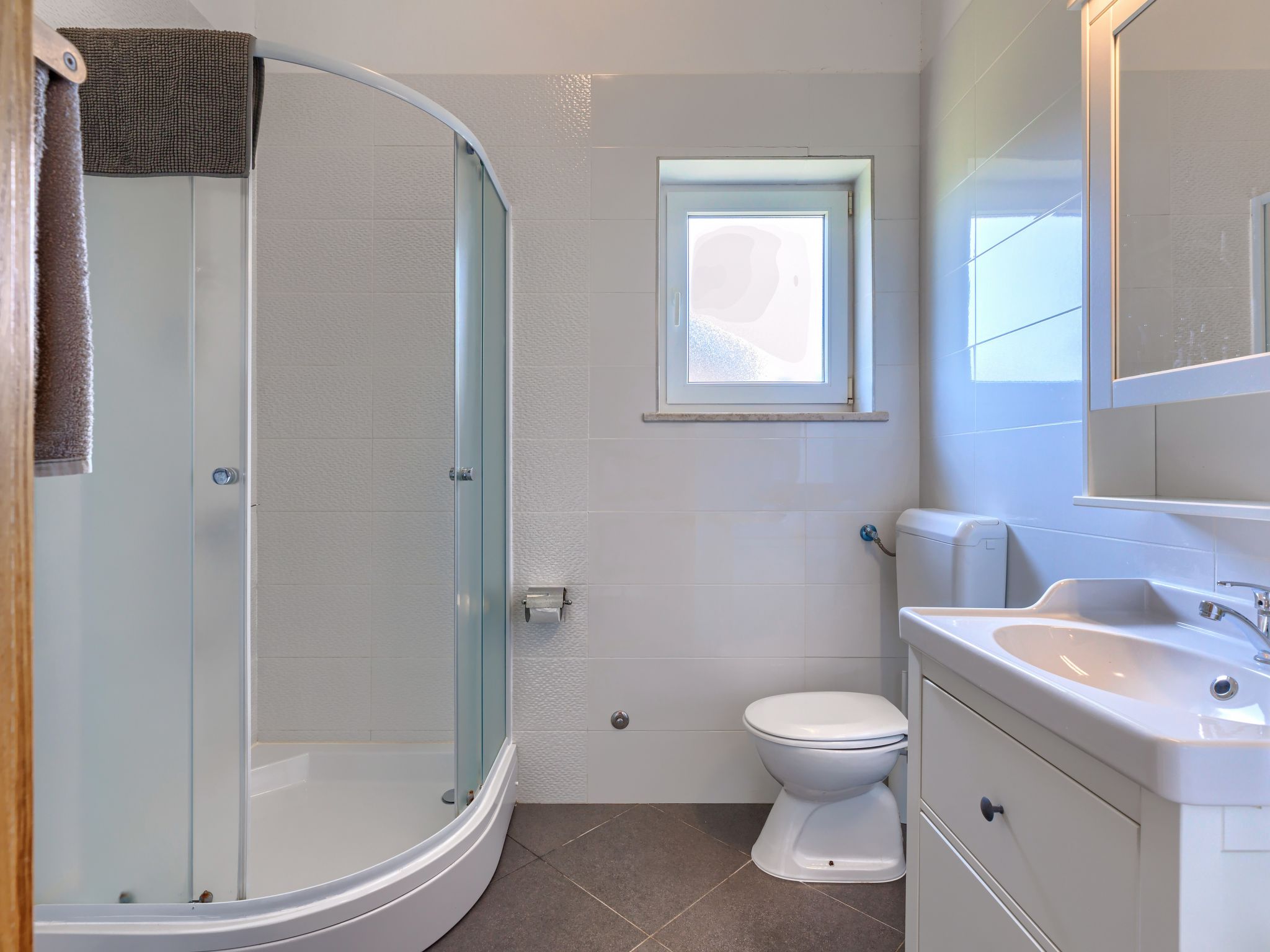 Photo of HR2200.135.1