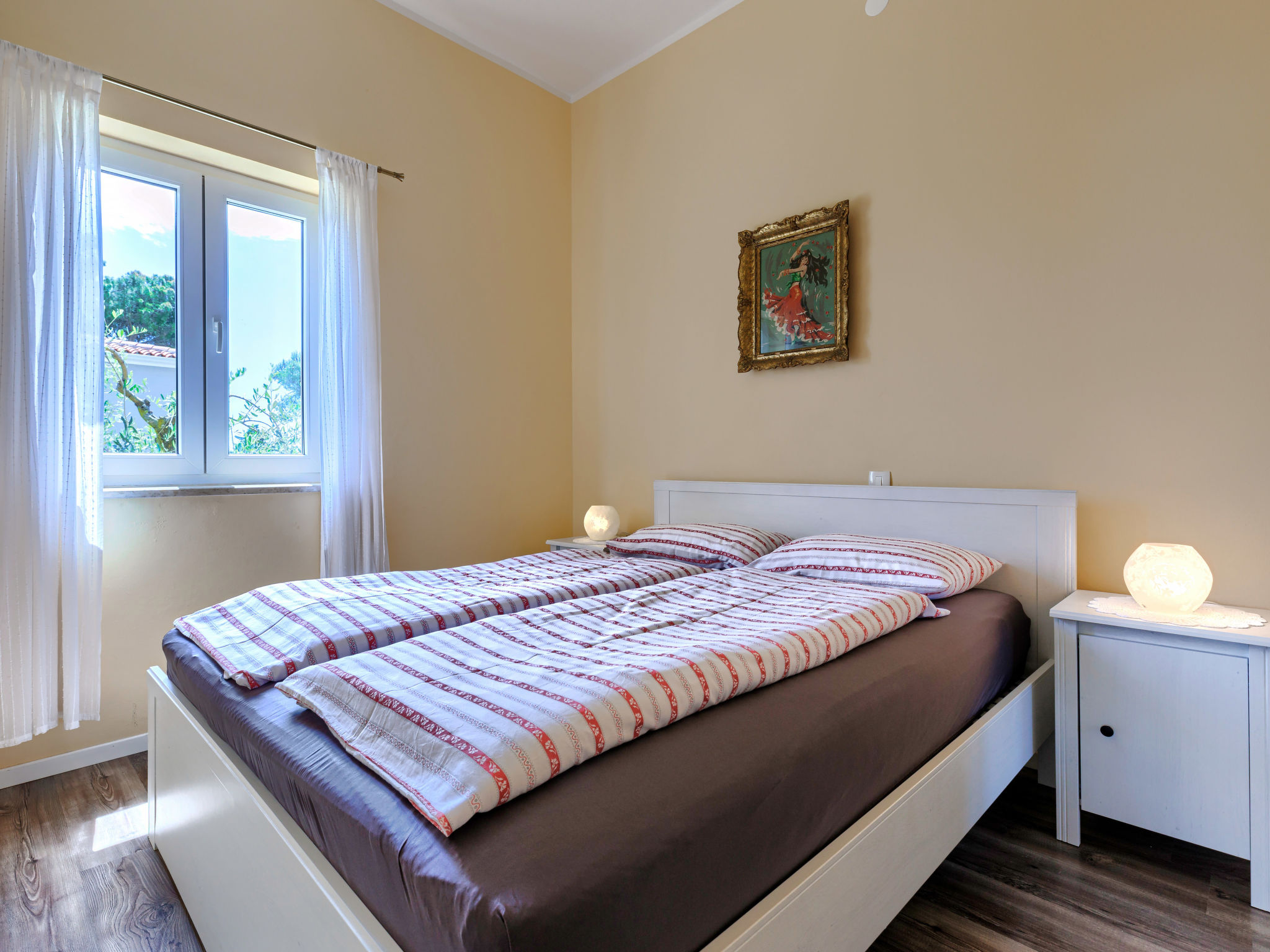 Photo of HR2200.135.1