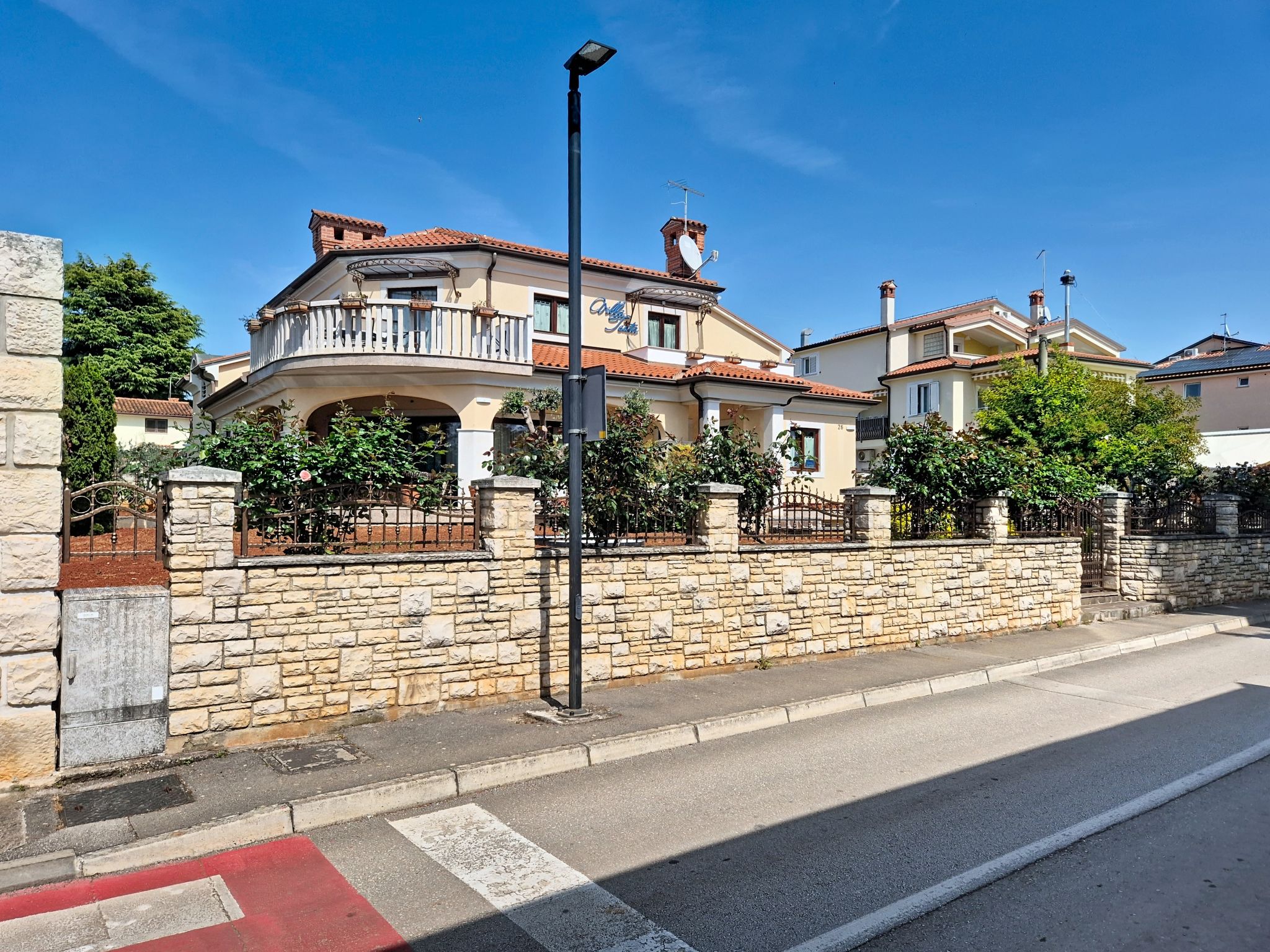 Villa Teuta - Buiten