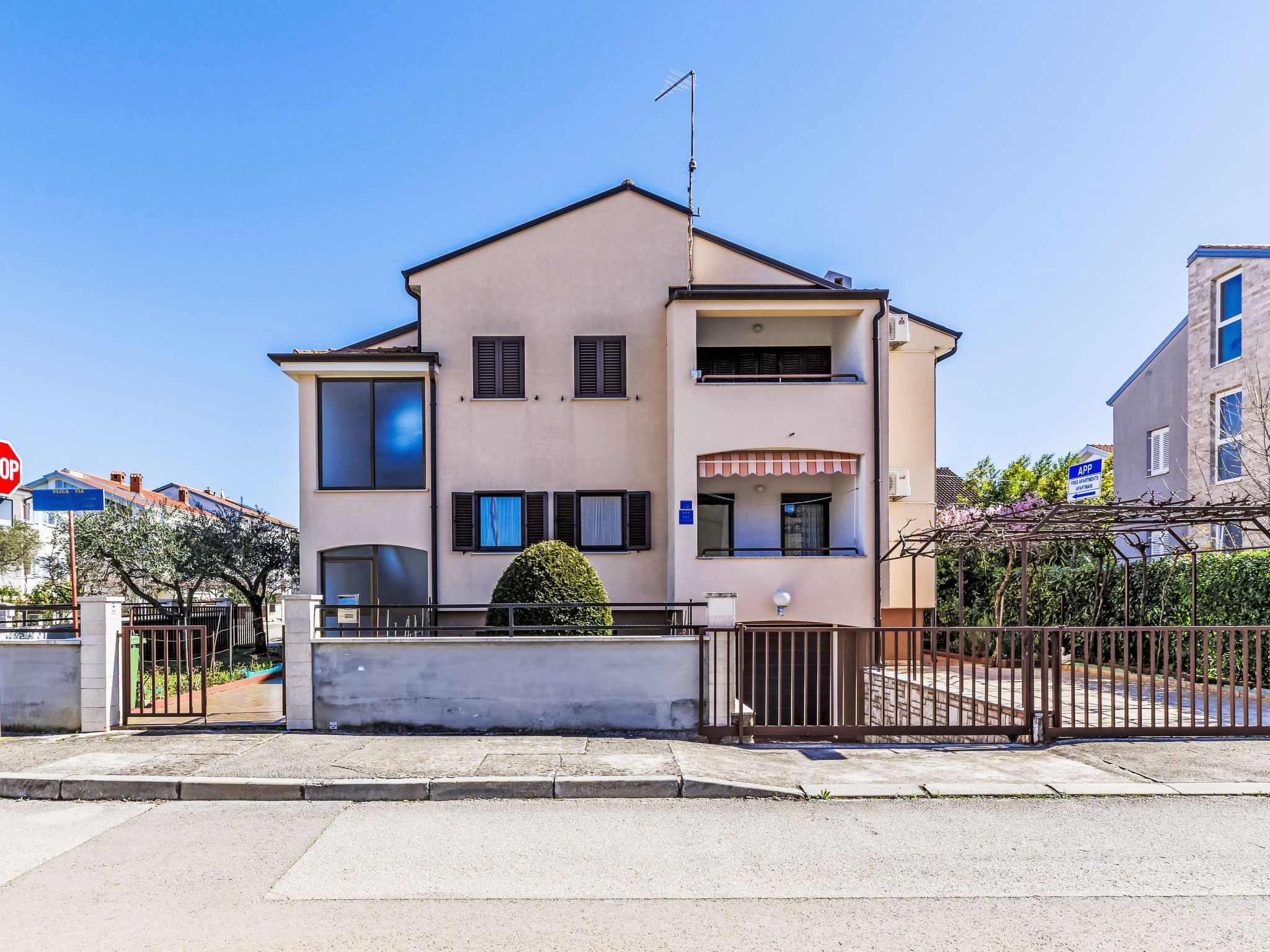 Zoki 2 Apartment in Umag