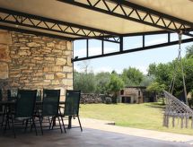 Authentiek Boshuis bij Umag: Rust, Ruimte & Golf op 15.000m² - thumbnail 6