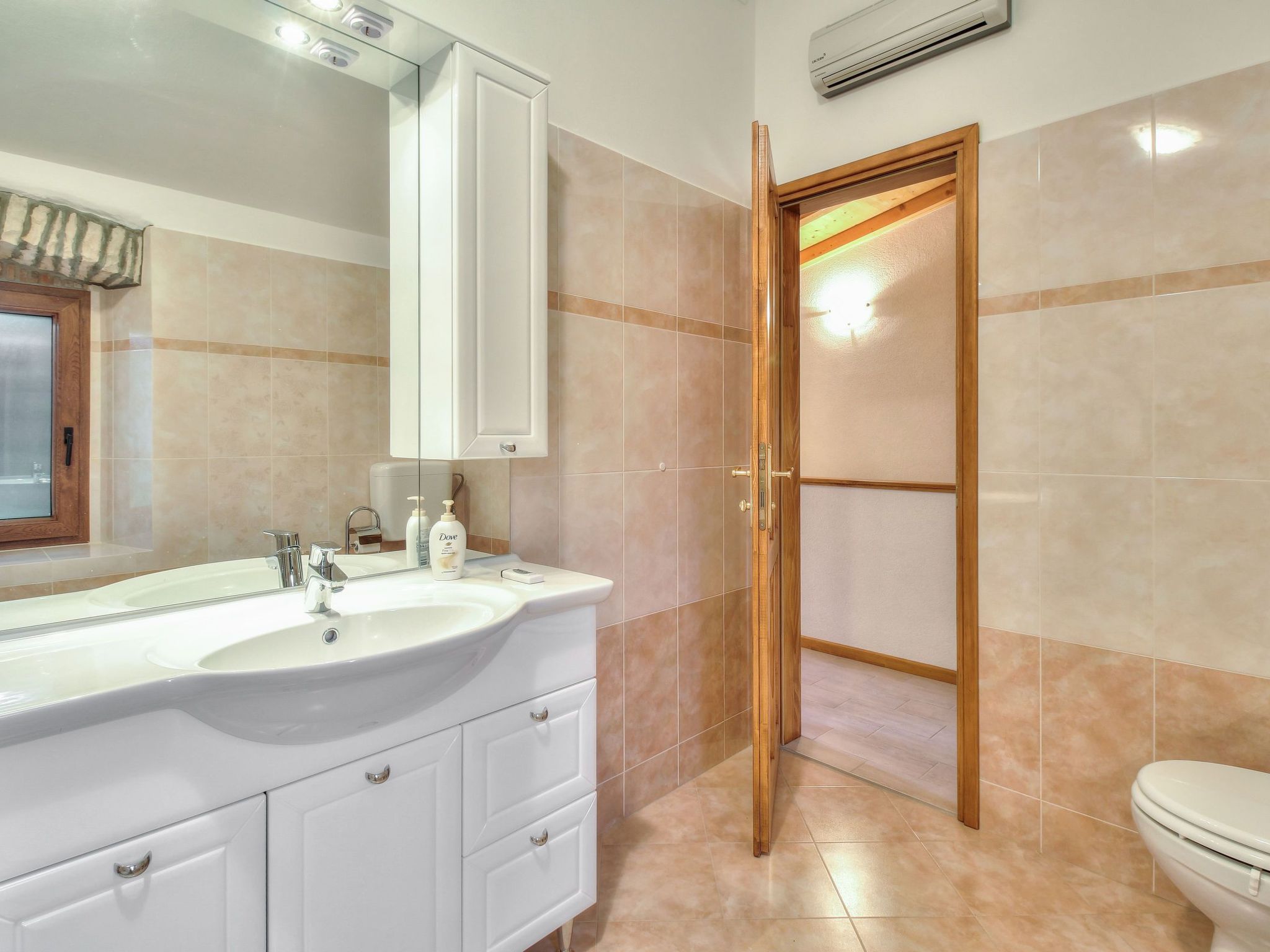 Das Haus im Wald-Inside