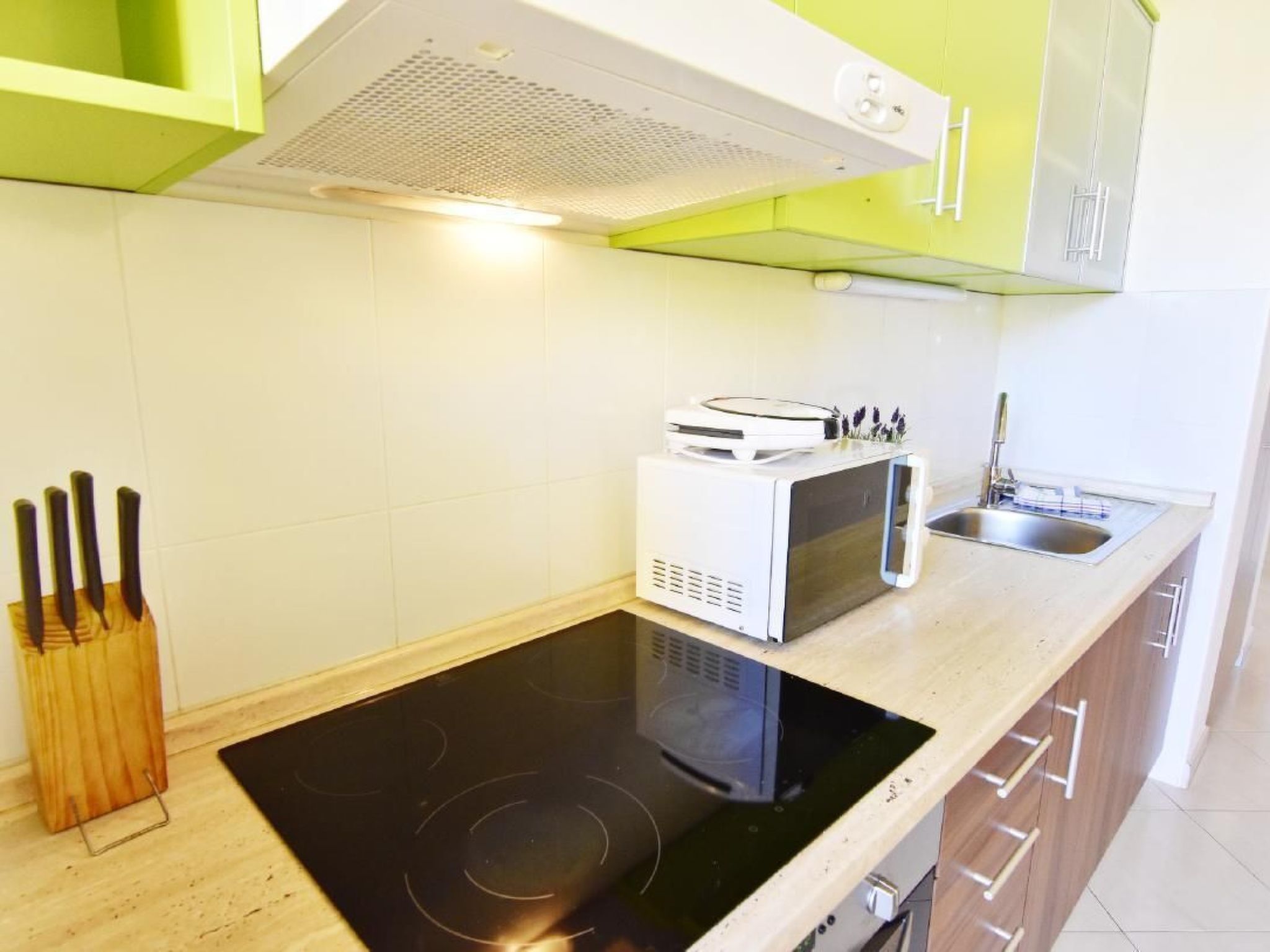 Alpa6-Image-tags.info