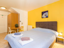 Studio aan zee in het hart van Umag, 20 meter van het strand - thumbnail 3