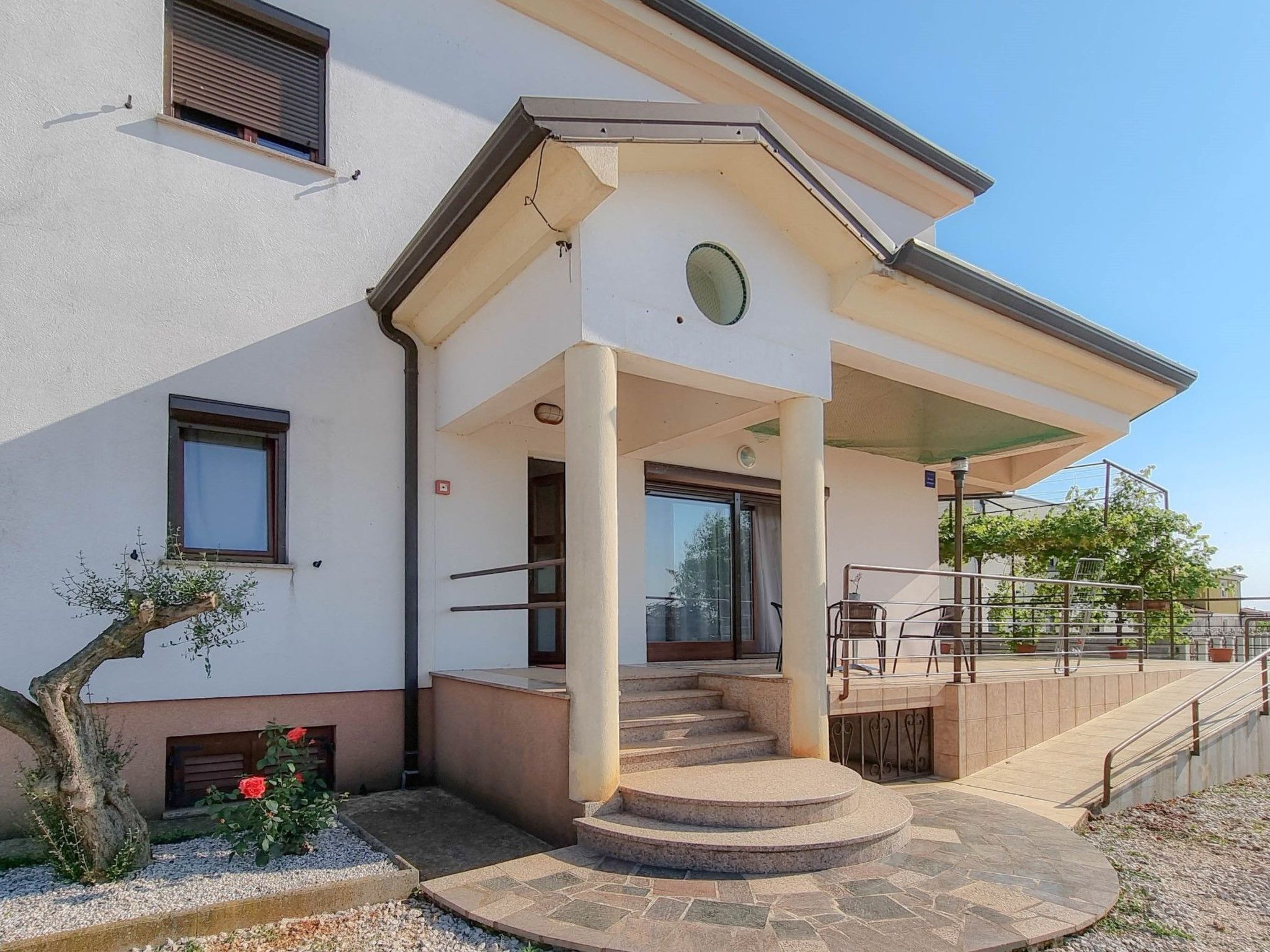 Photo of Studio-Wohnung "Dani 2" mit Terrasse