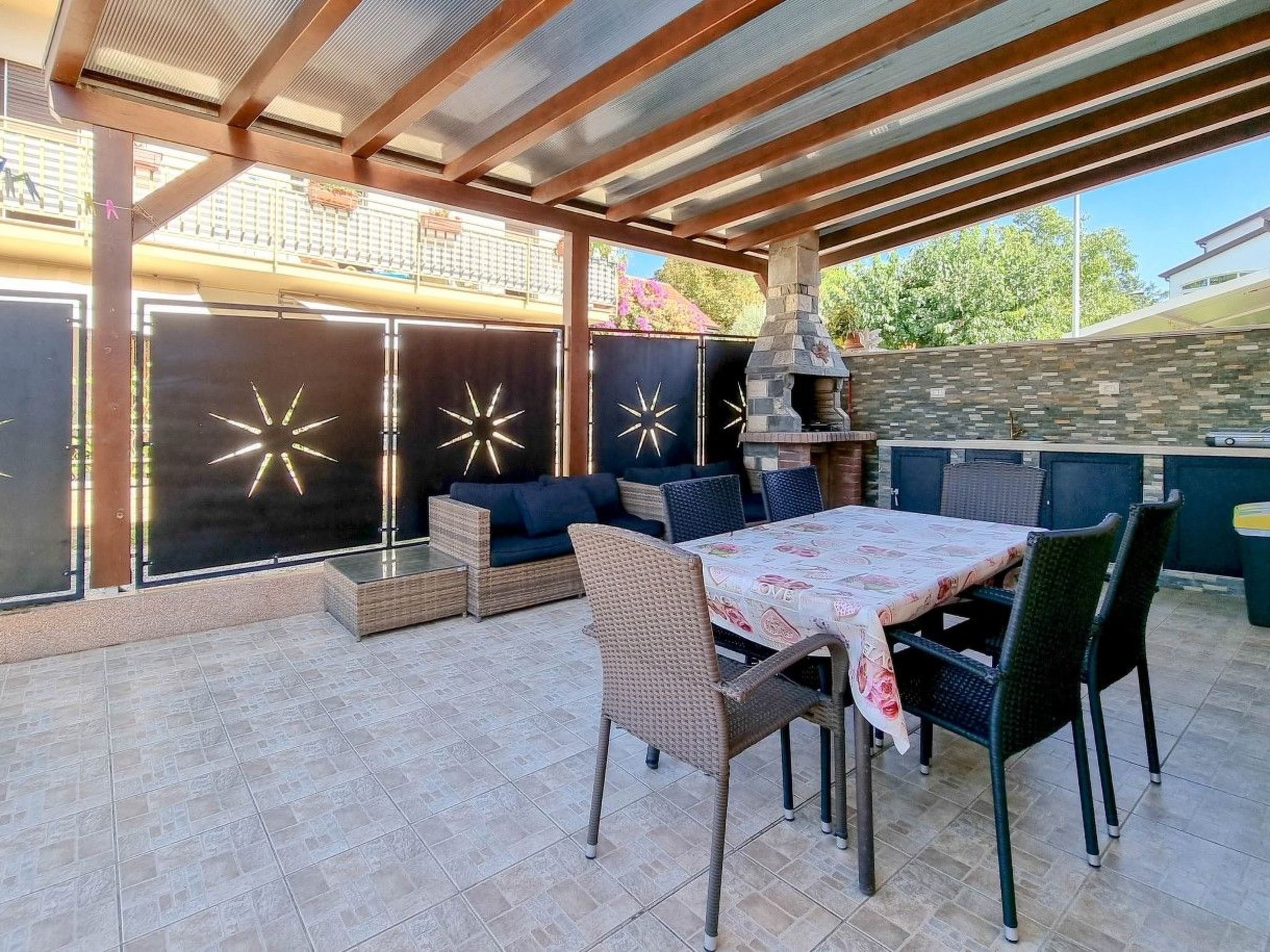 "Ivan" direkt am Strand