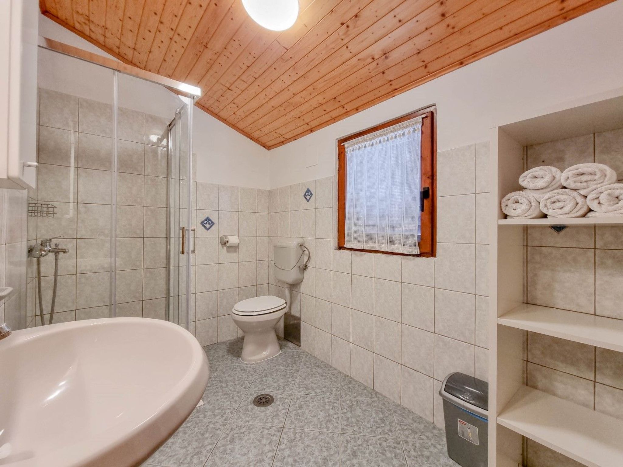 Photo of "Ivan" direkt am Strand