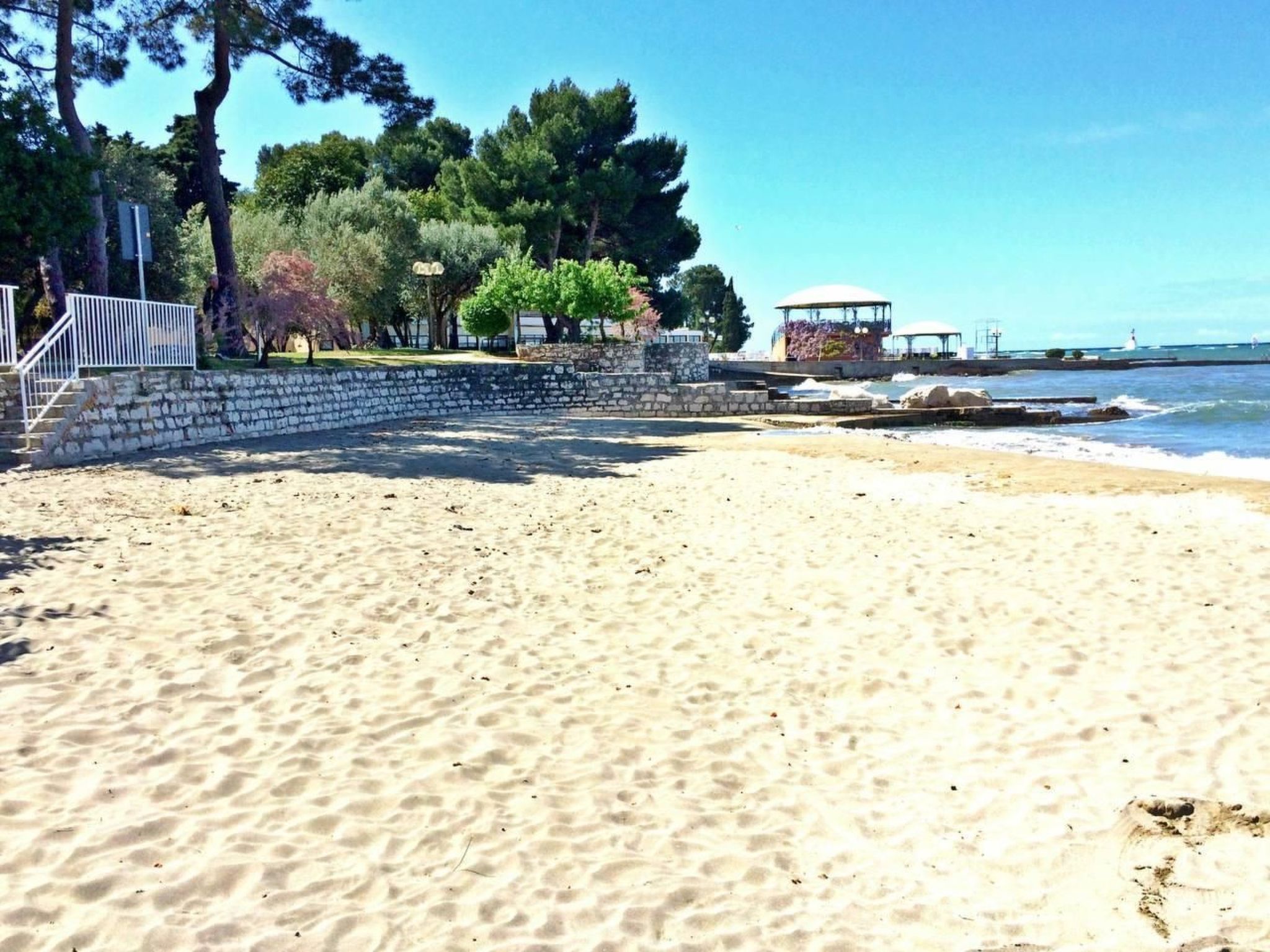 Neue Wohnung in Umag mit Terrasse-Image-tags.info