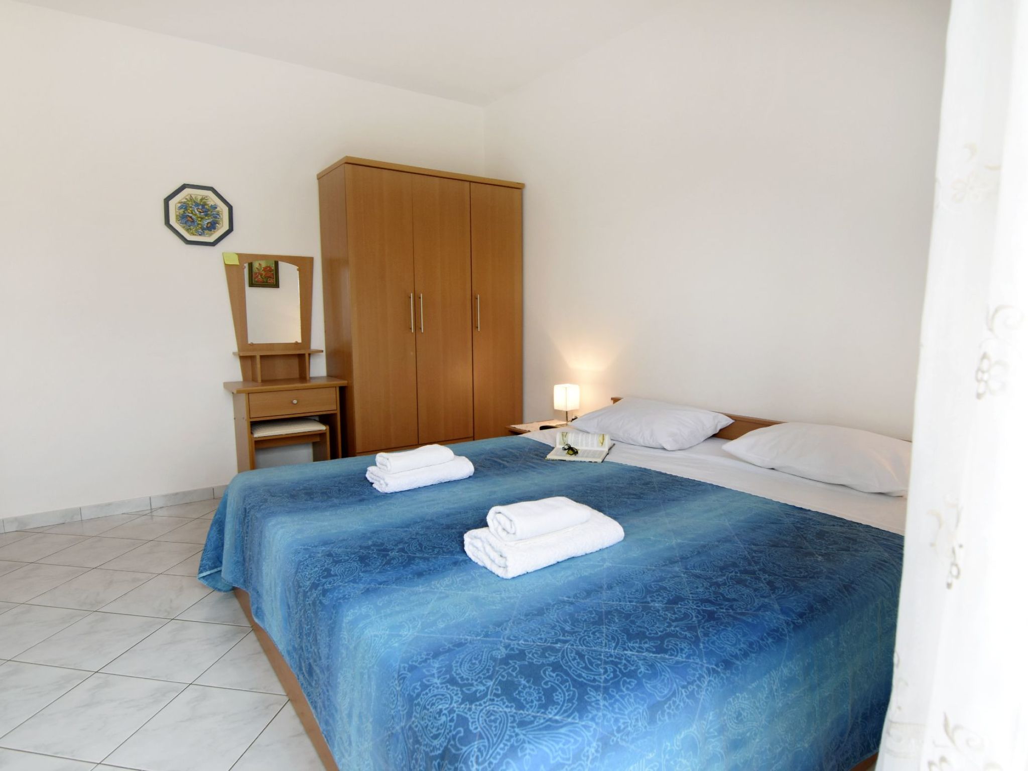 ALBINA B4-Image-tags.info