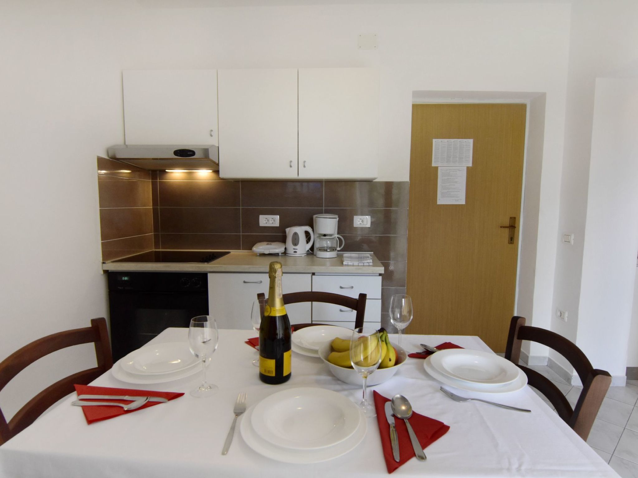 ALBINA B4-Image-tags.info