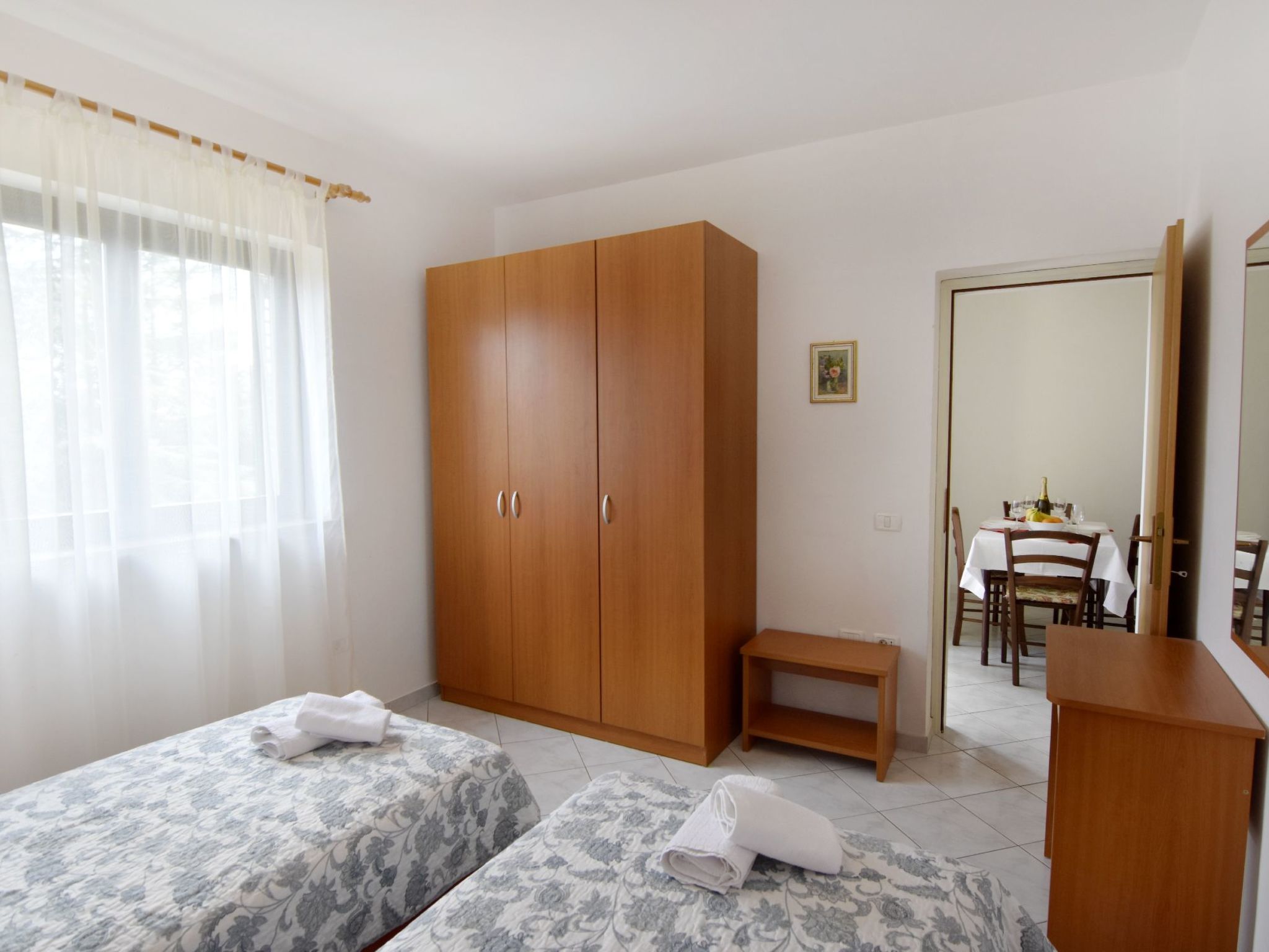 ALBINA B4-Image-tags.info