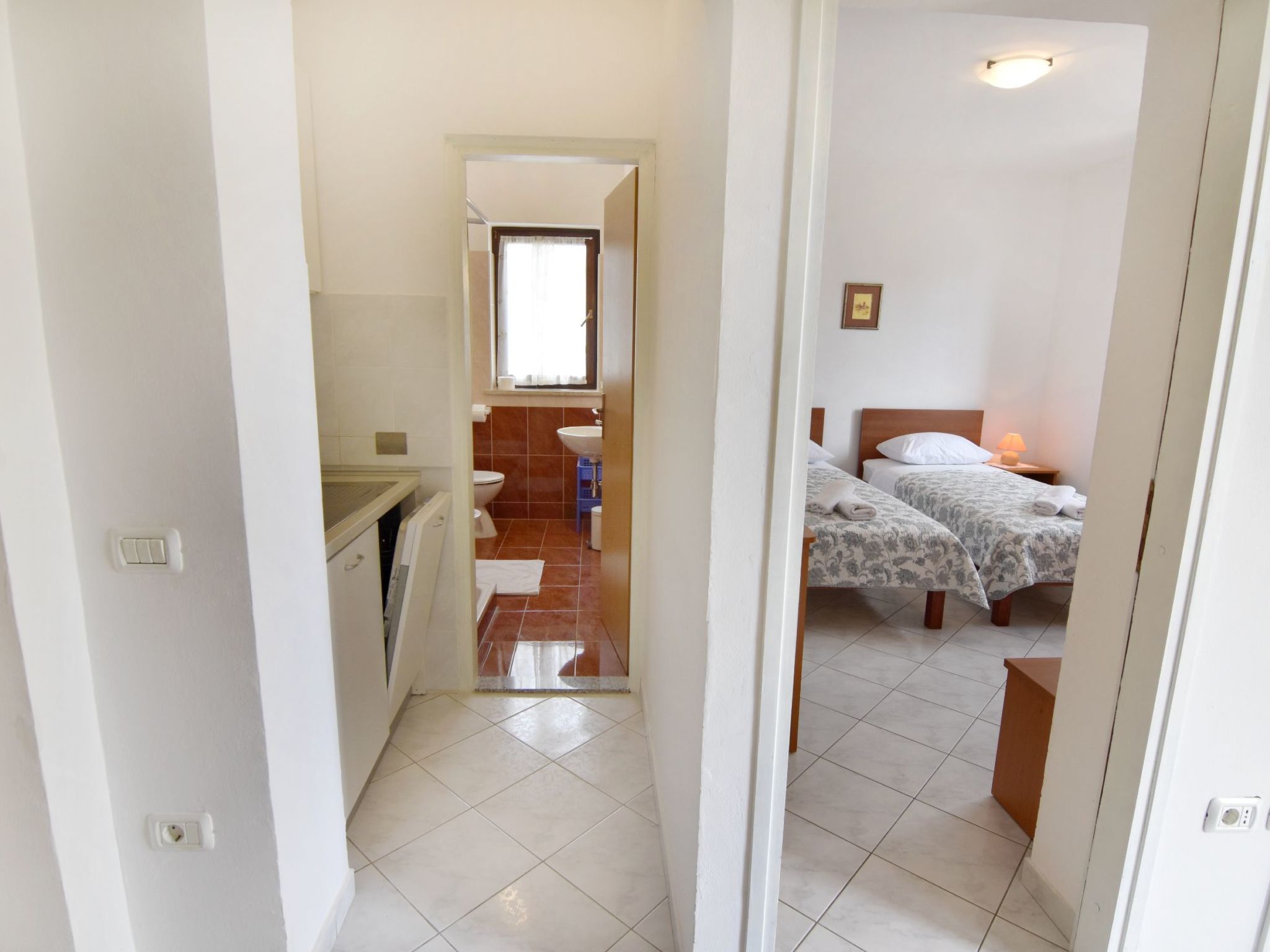 ALBINA B4-Image-tags.info