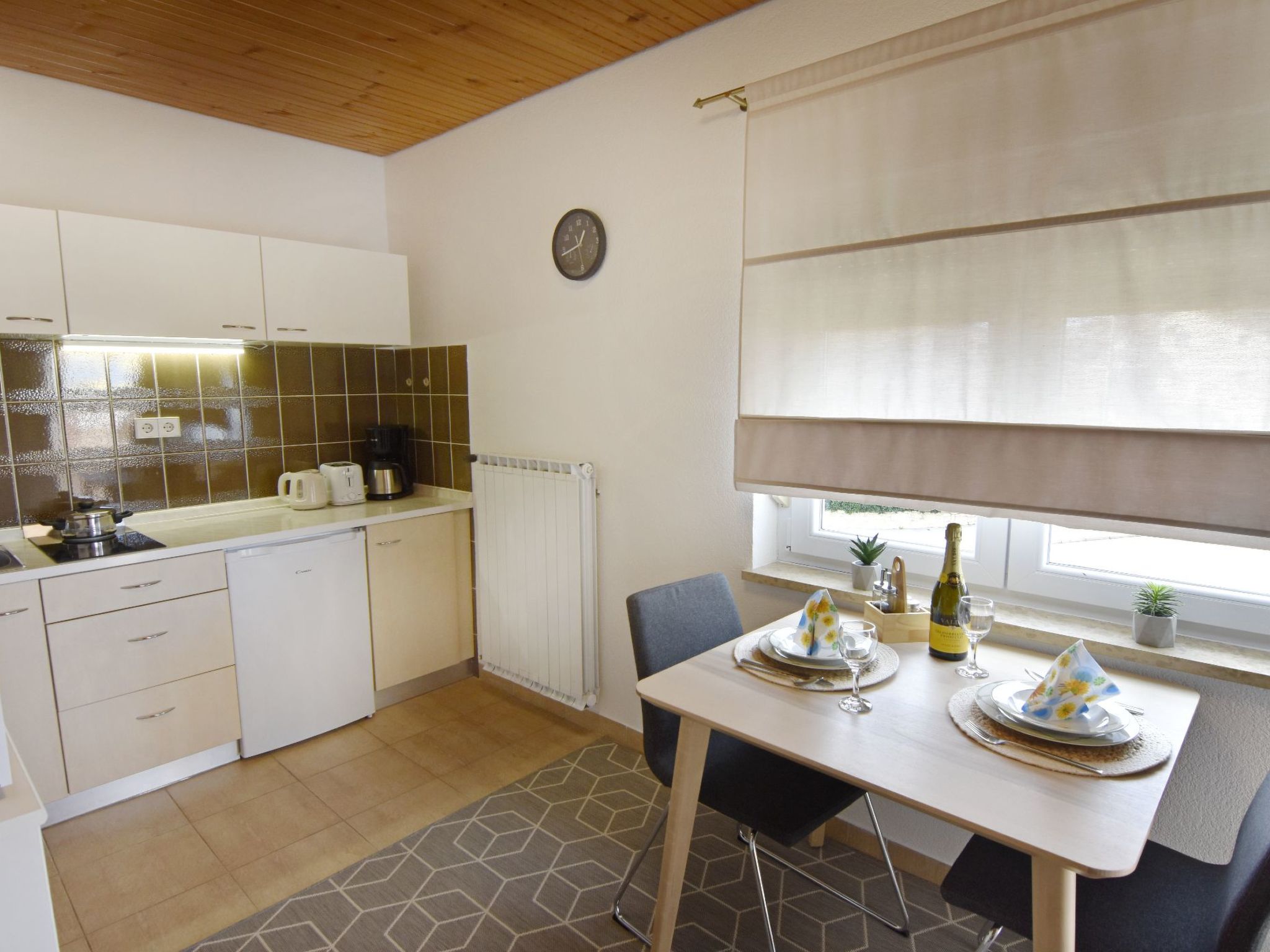 ANA Ž. MALI-Image-tags.info