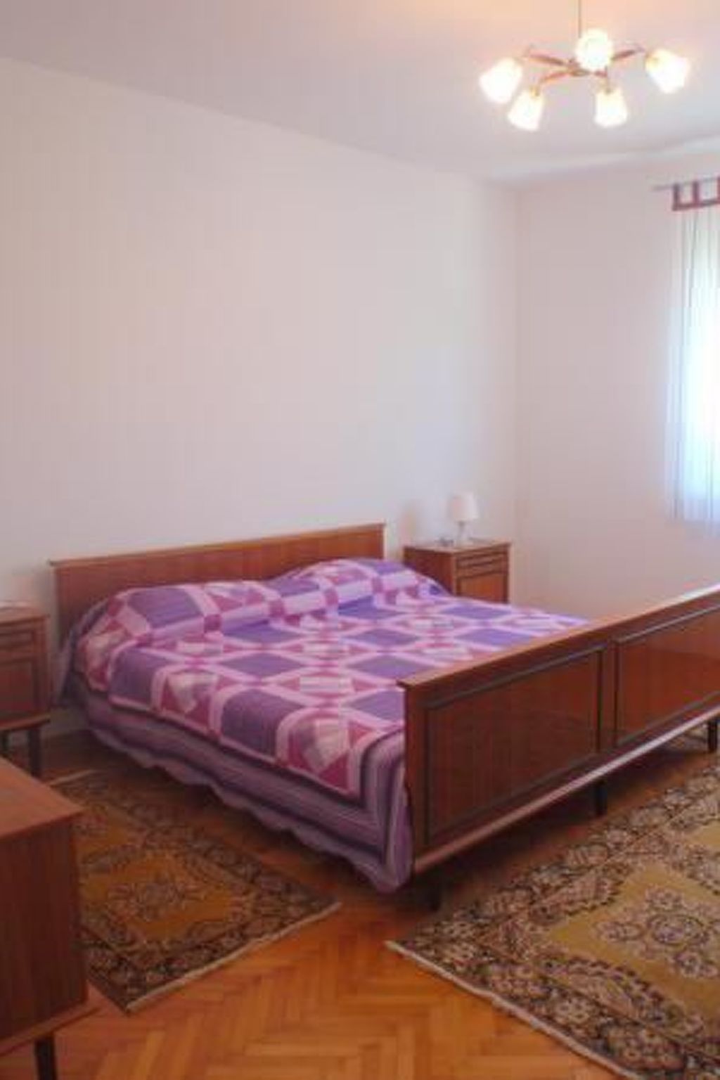 Klimatisierte Lino-Wohnung mit Balkon-Image-tags.info