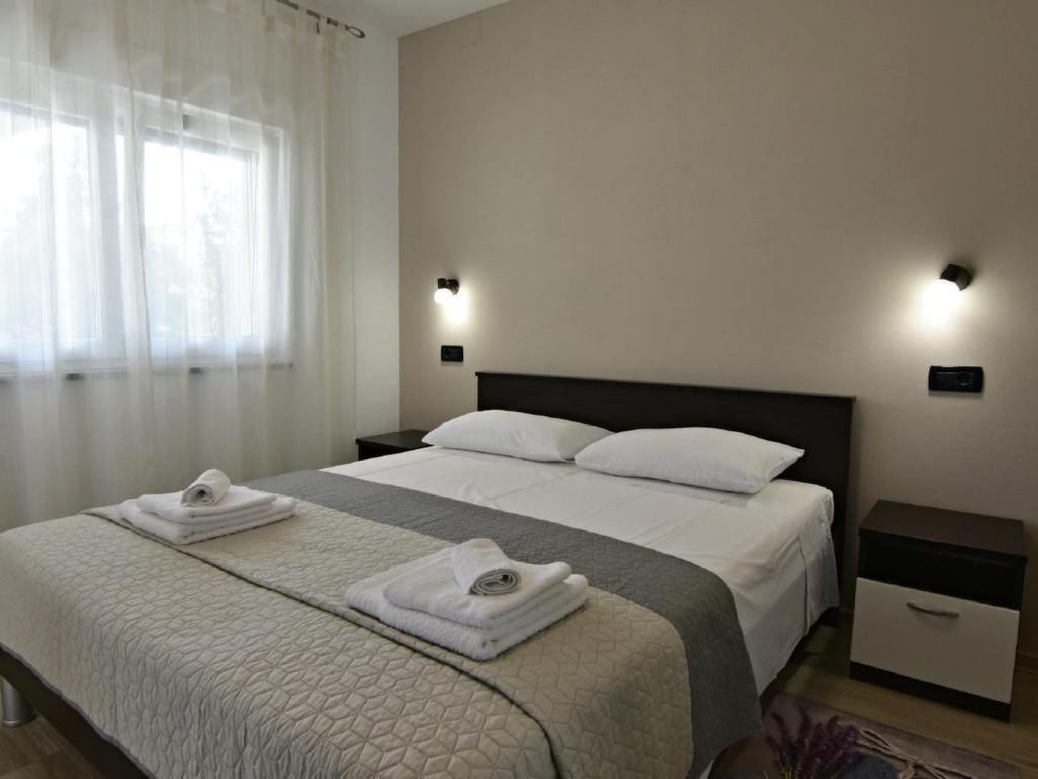 LOREDANA STUDIO-Image-tags.info