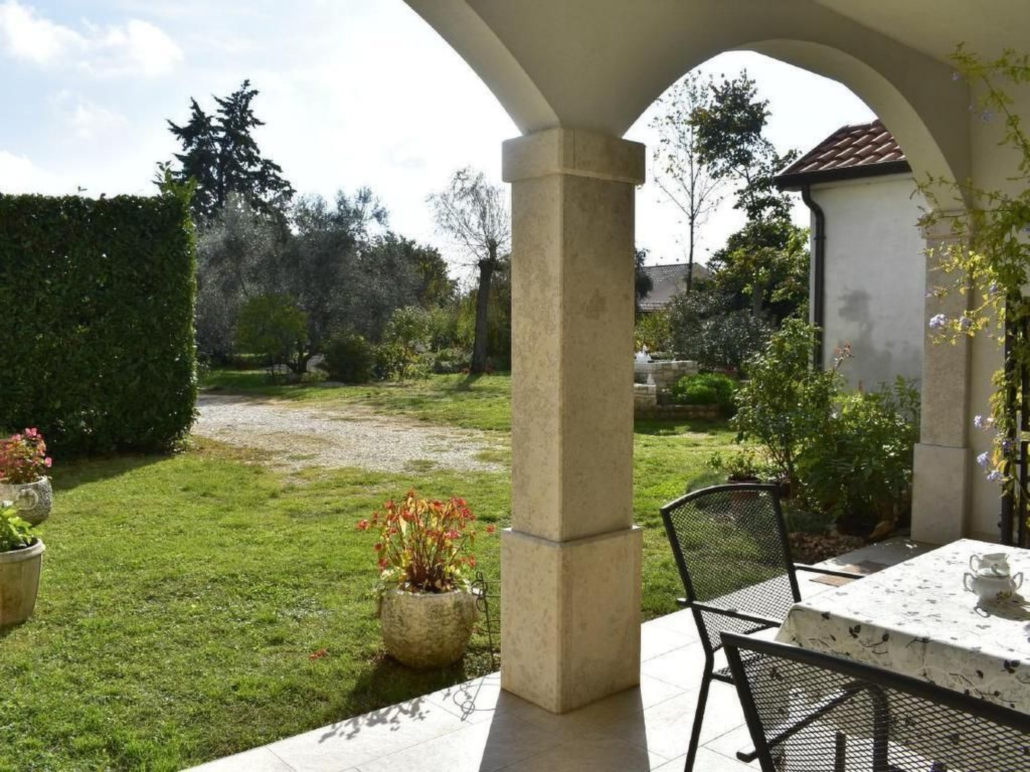 LOREDANA STUDIO-Image-tags.info