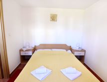 Knus appartement in Umag met zonnig terras, vlakbij zee - thumbnail 3