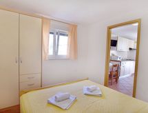 Knus appartement in Umag met zonnig terras, vlakbij zee - thumbnail 4