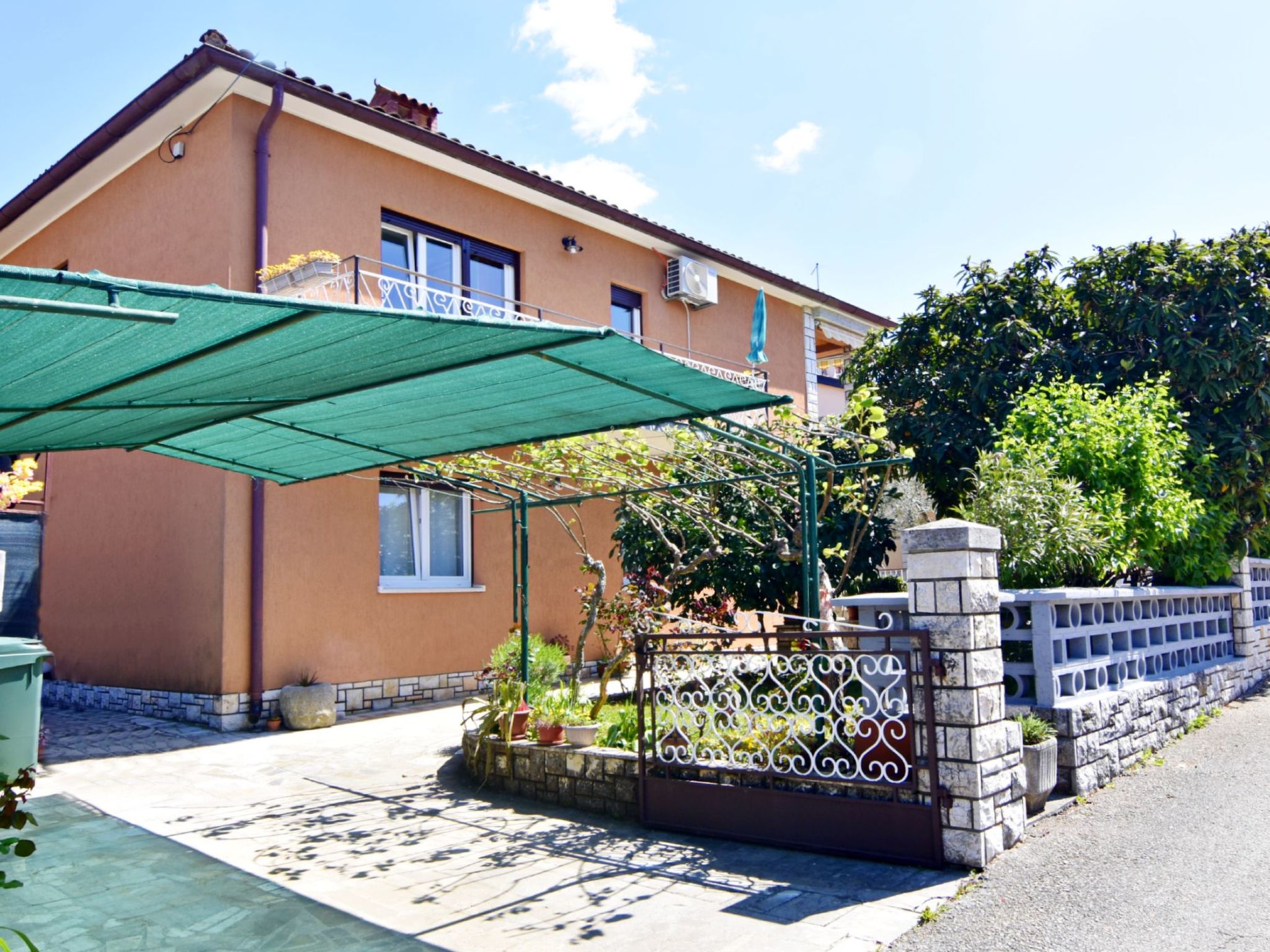 Appartement in Umag mit Schöner Terrasse-Image-tags.info