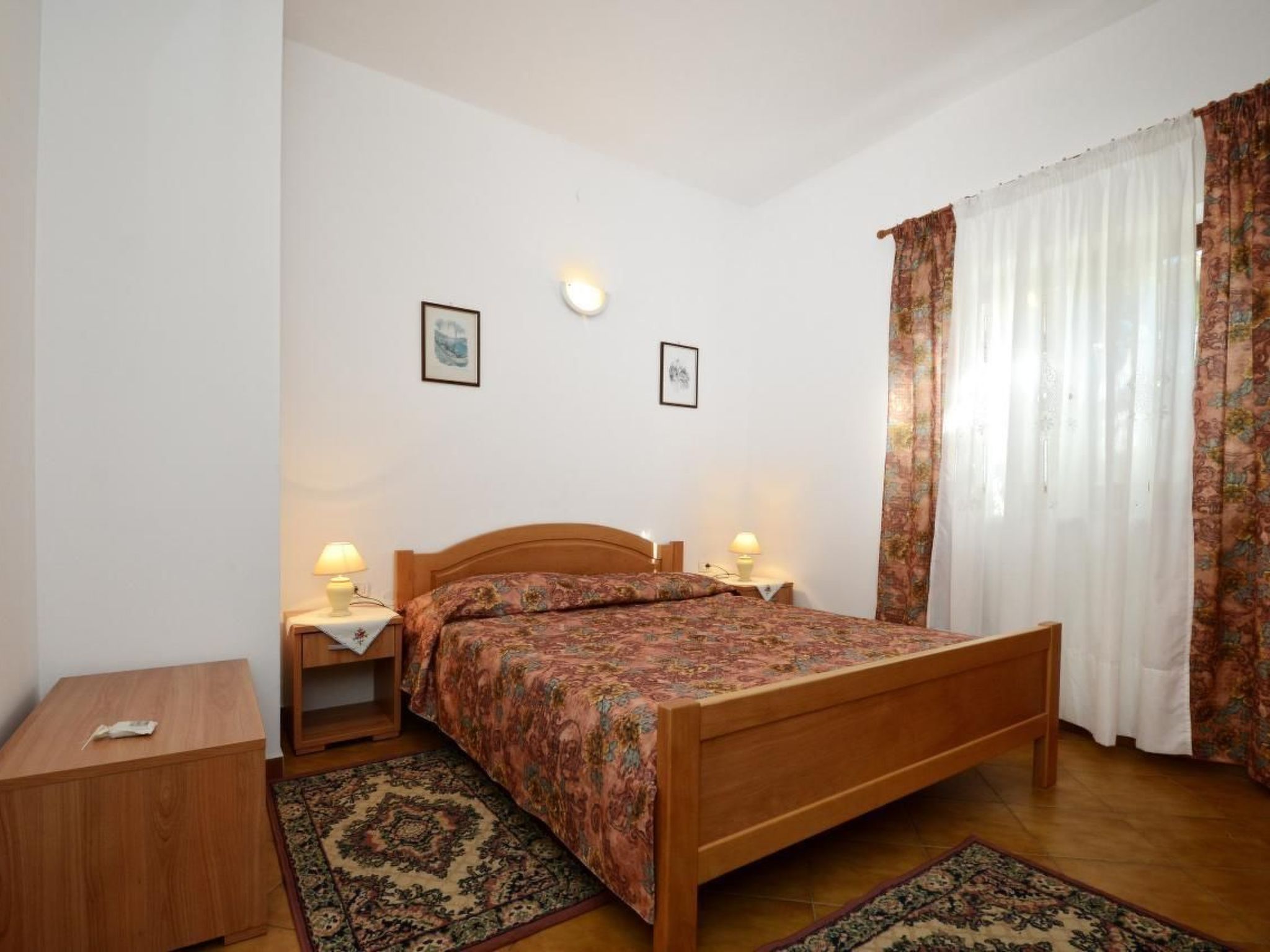 ALBINA 1-Image-tags.info