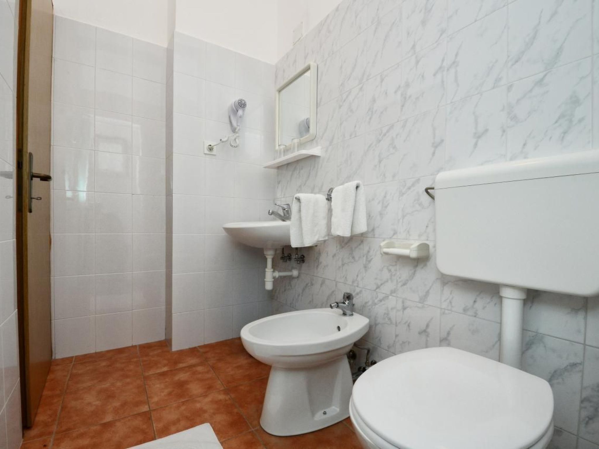 ALBINA 1-Image-tags.info