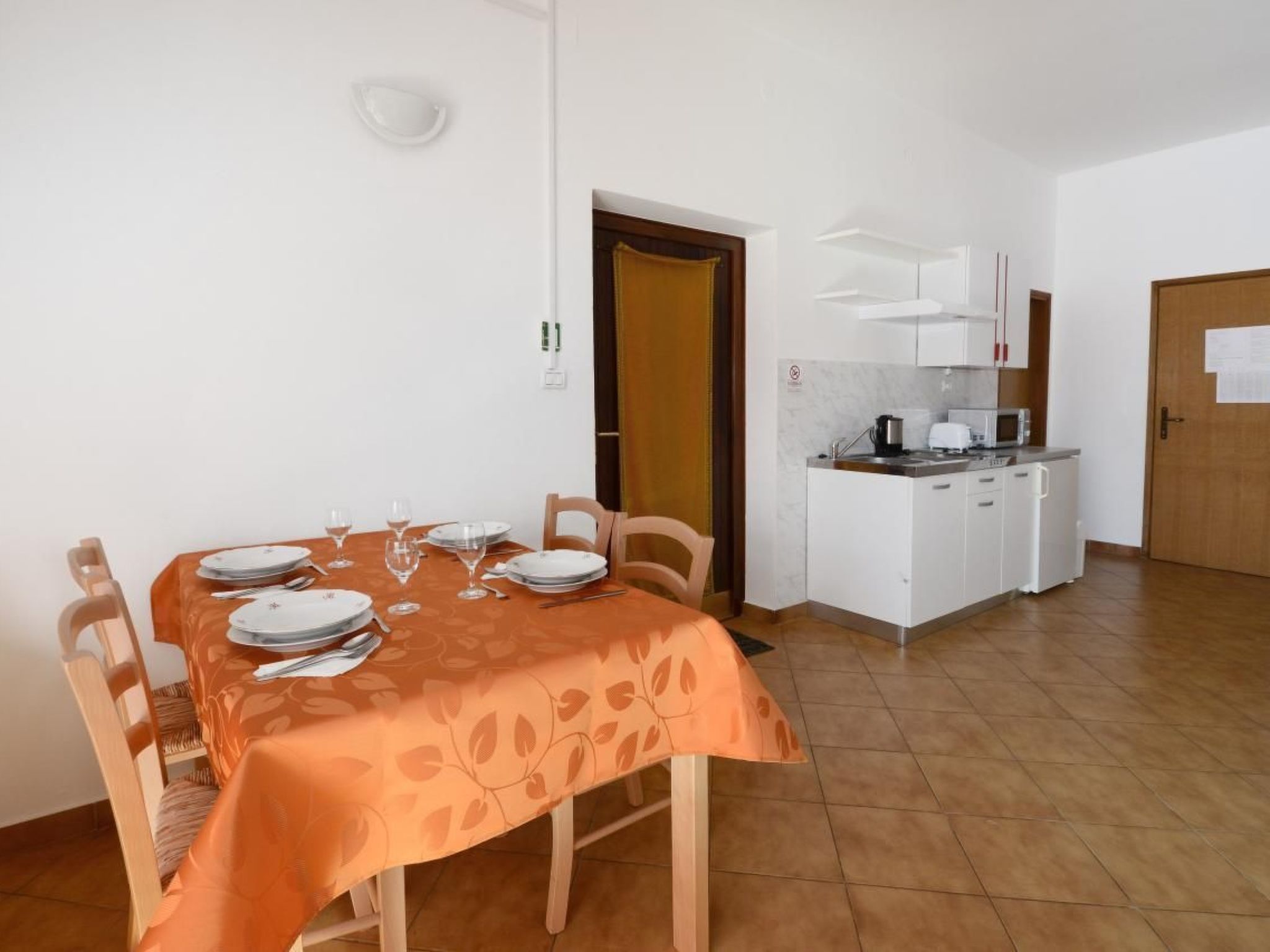 ALBINA 1-Image-tags.info