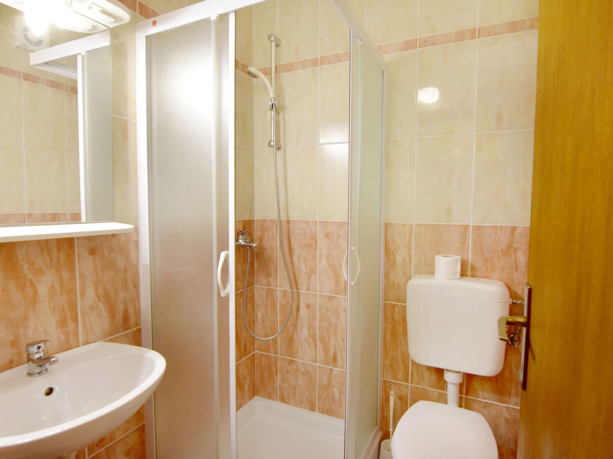 Danica 6+2-Image-tags.info