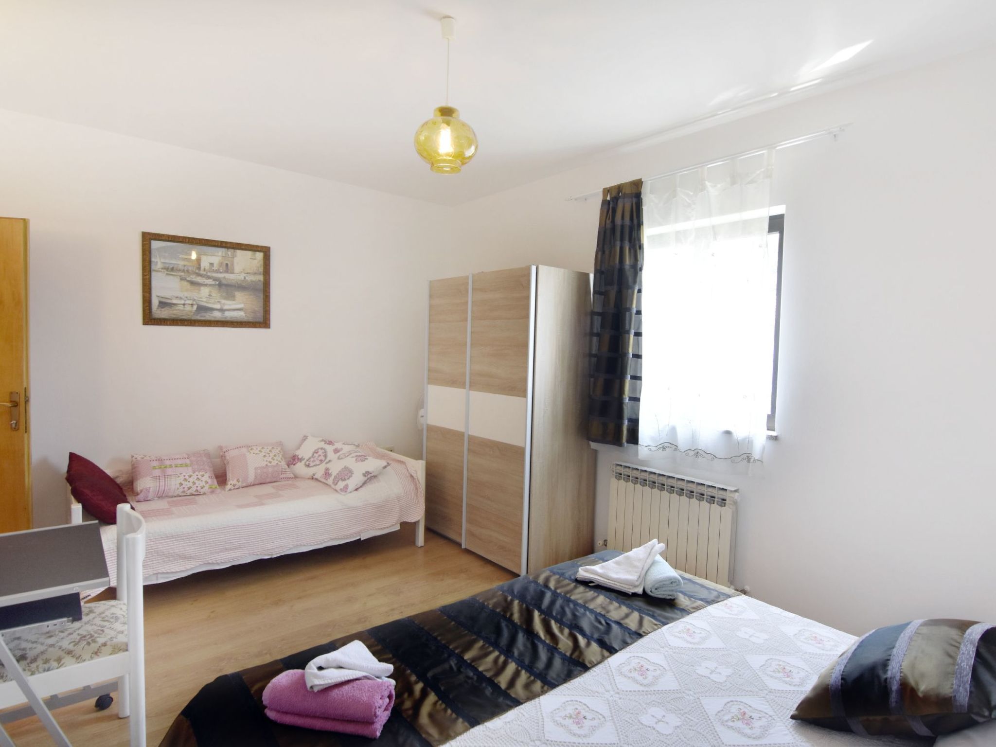 Danica 6+2-Image-tags.info