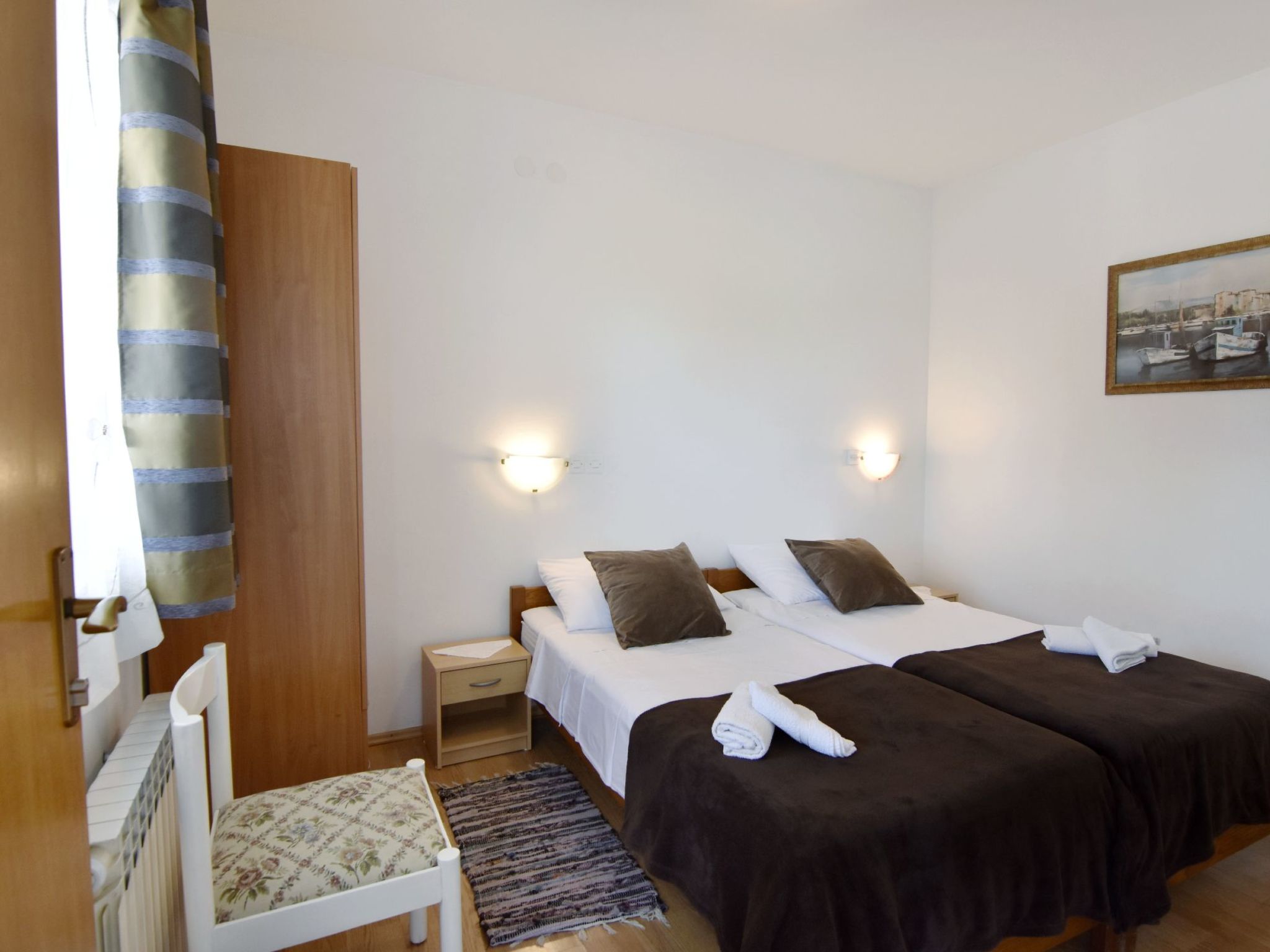 Danica 6+2-Image-tags.info