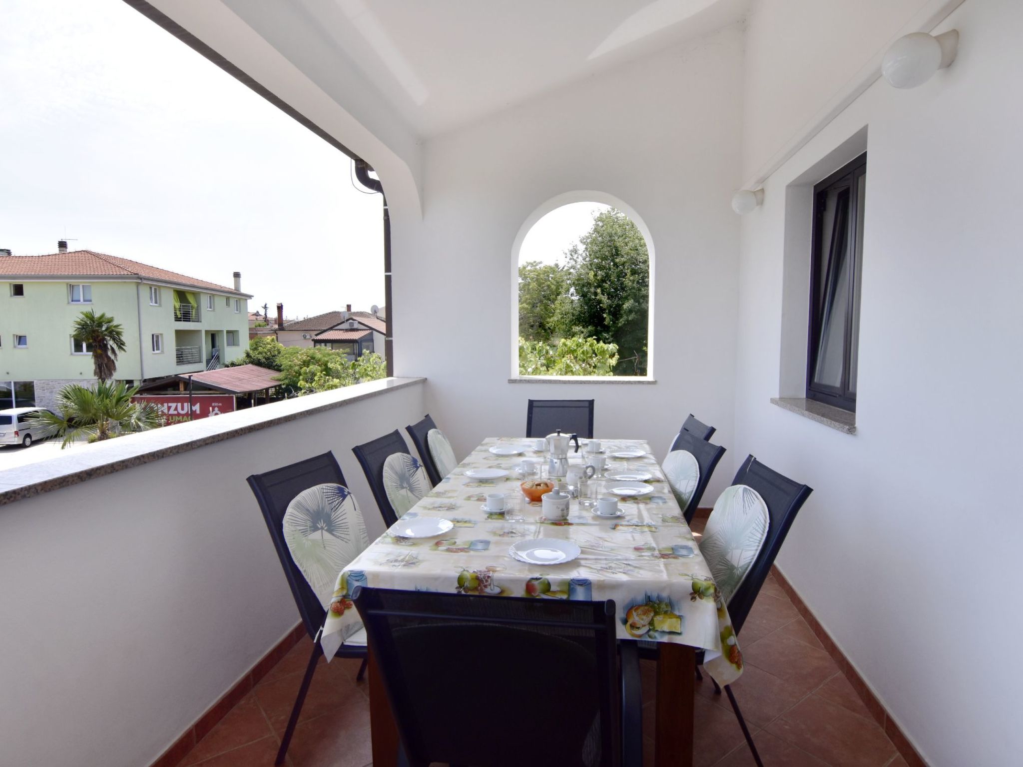 Danica 6+2-Image-tags.info