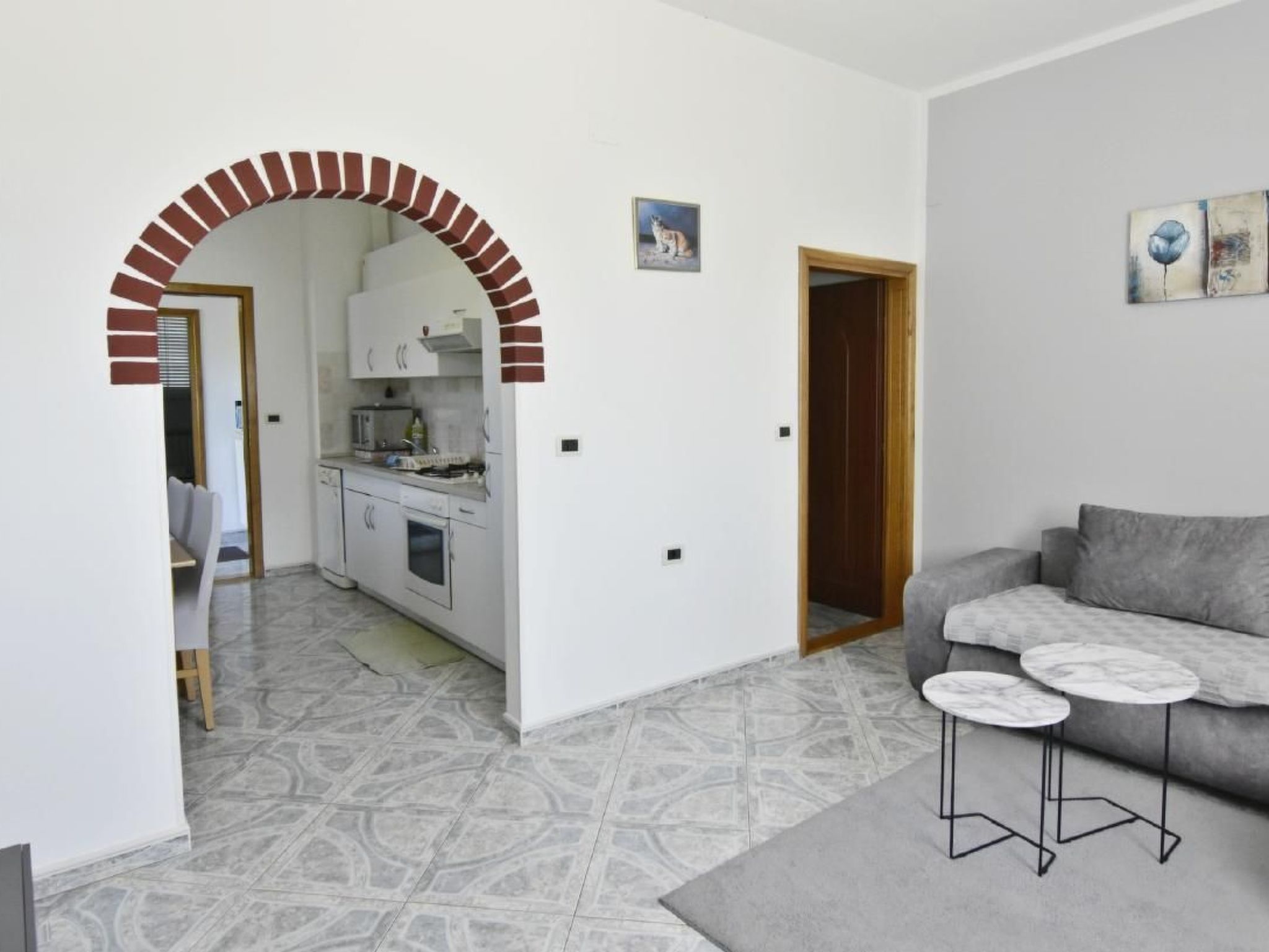 Klimatisierte Wohnung in Valica mit Großem Garten-Image-tags.info