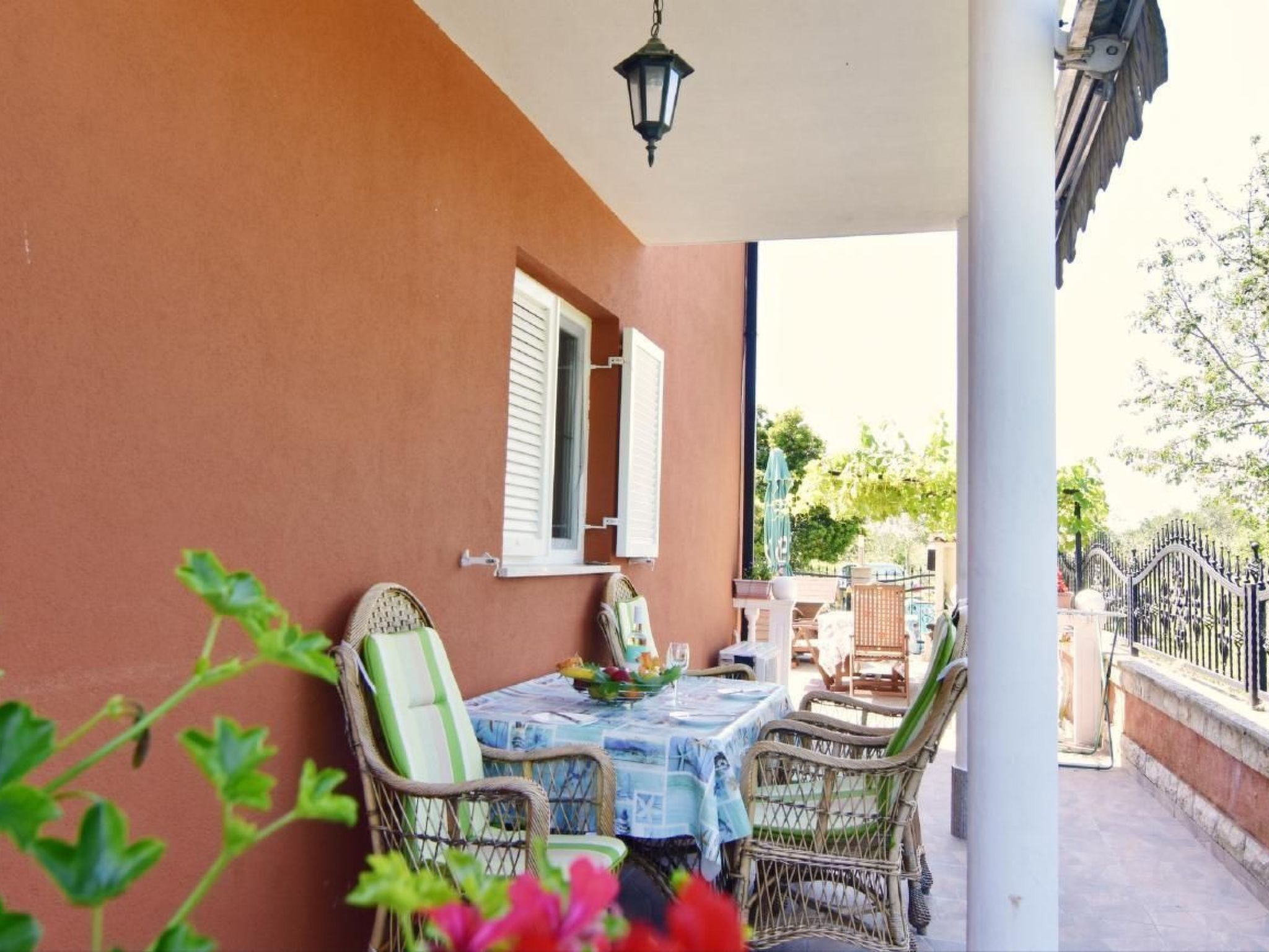 Klimatisierte Wohnung in Valica mit Großem Garten-Image-tags.info